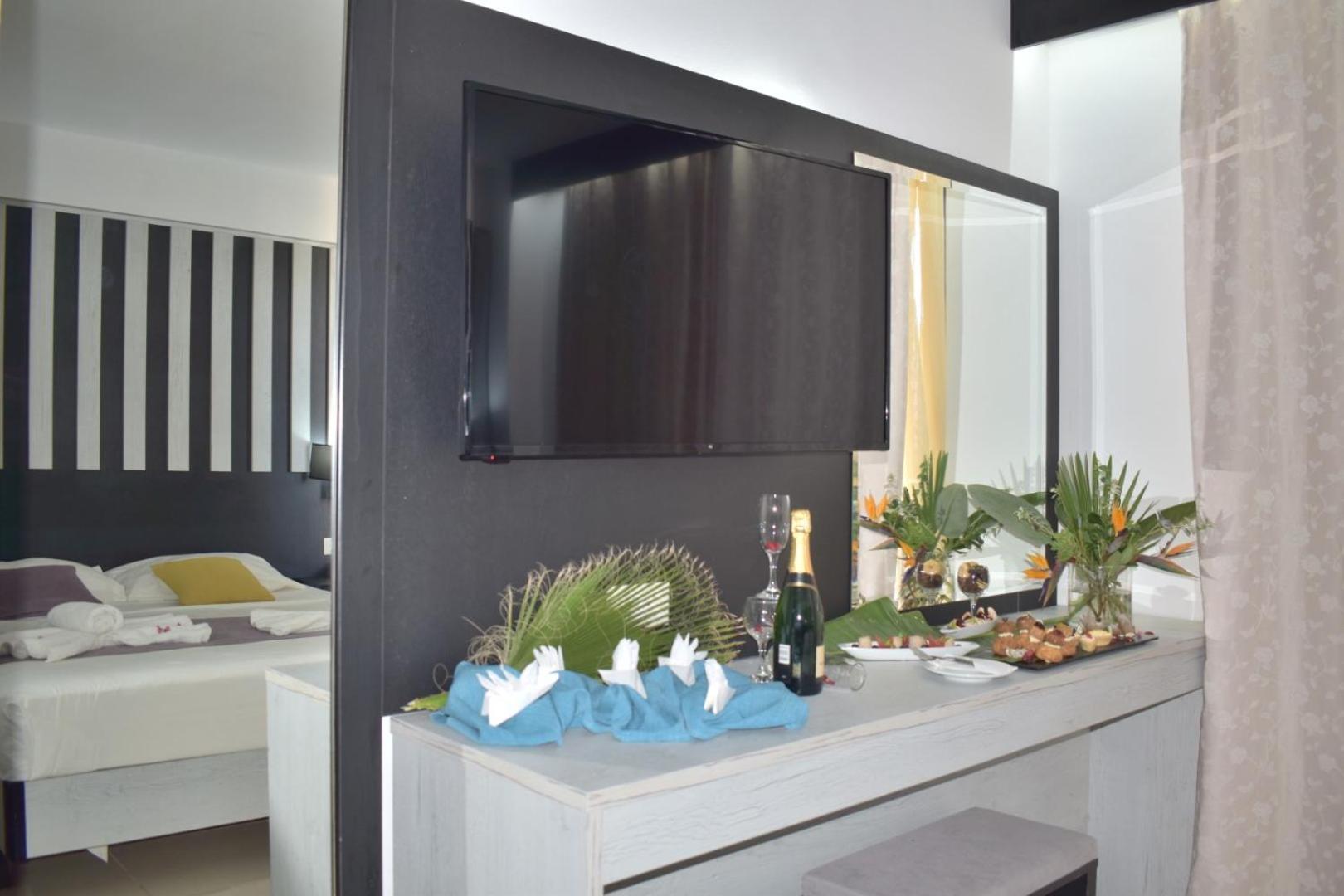 Double Room Side Sea View