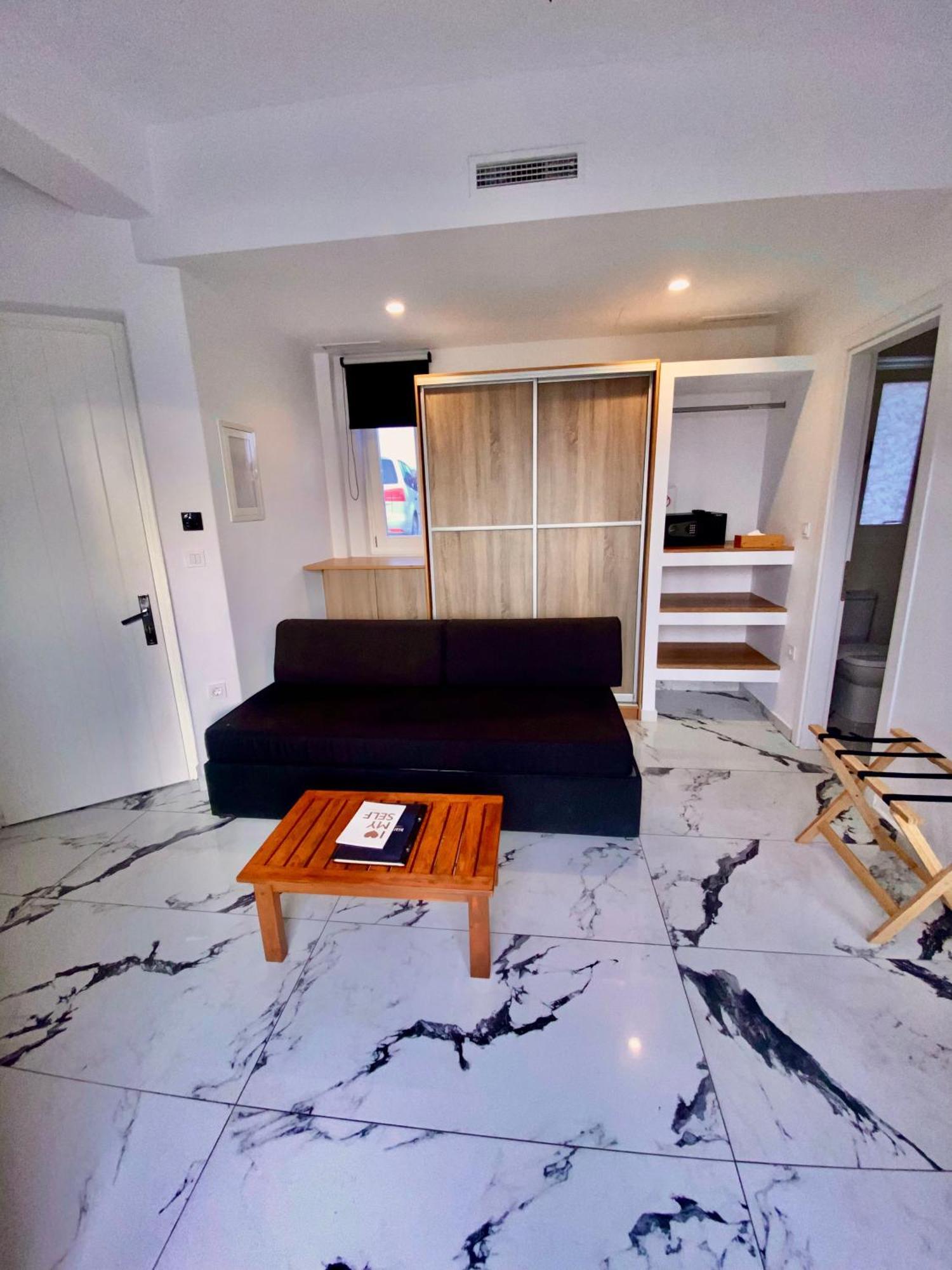 One-Bedroom Suite,1500417262:JPEG