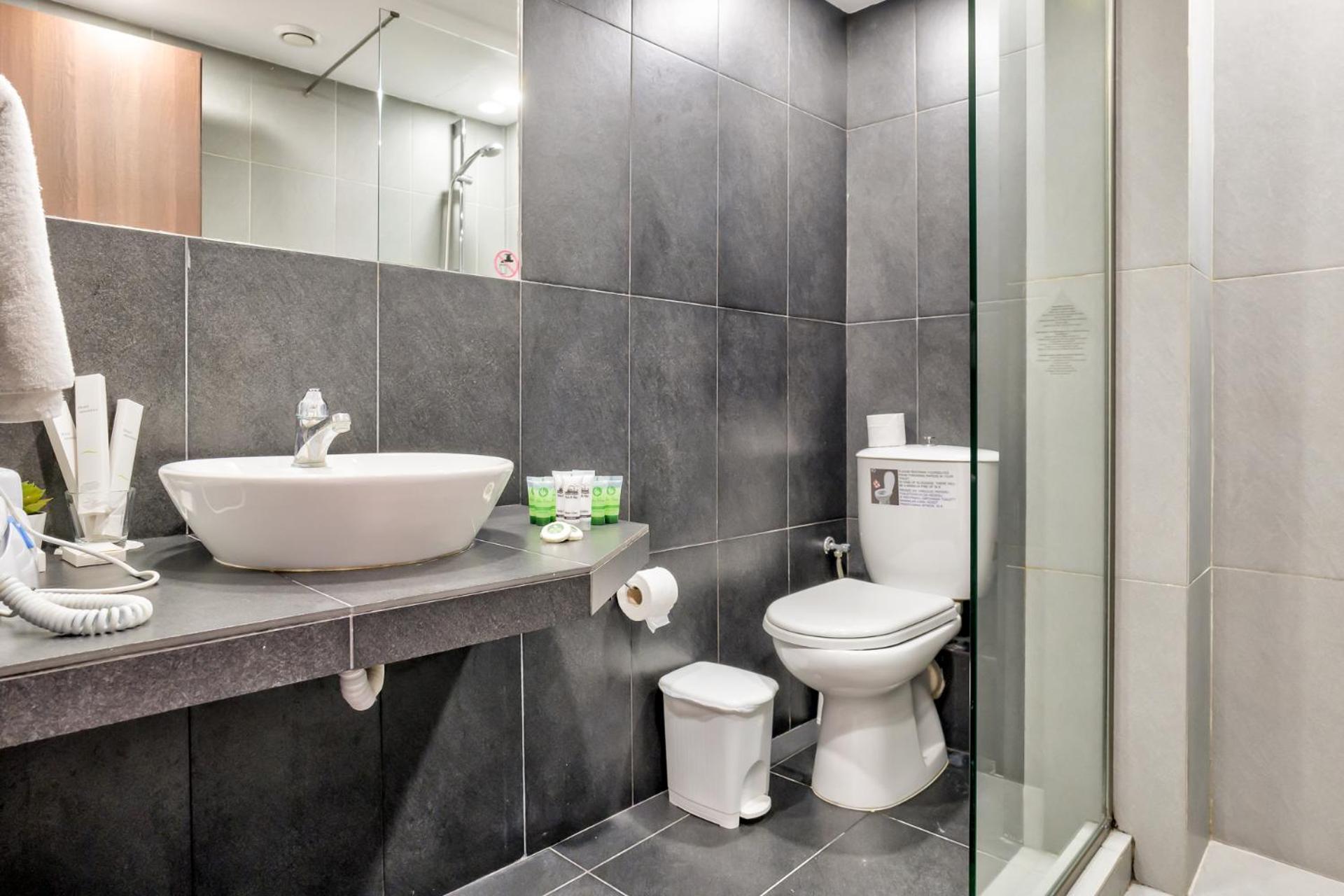 Superior Triple Room Land View