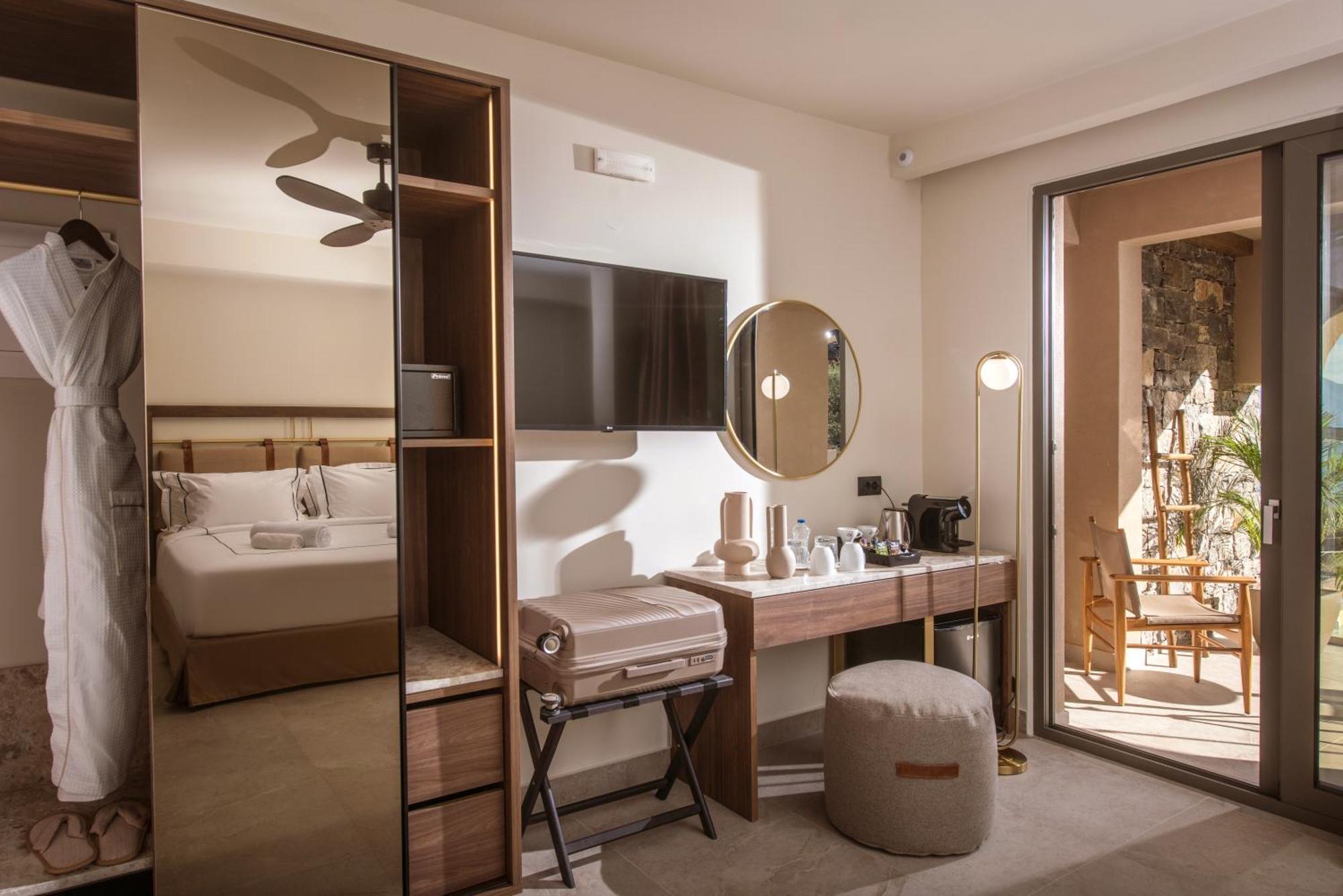 Suite Signature avec Bain à Remous - Vue sur Mer