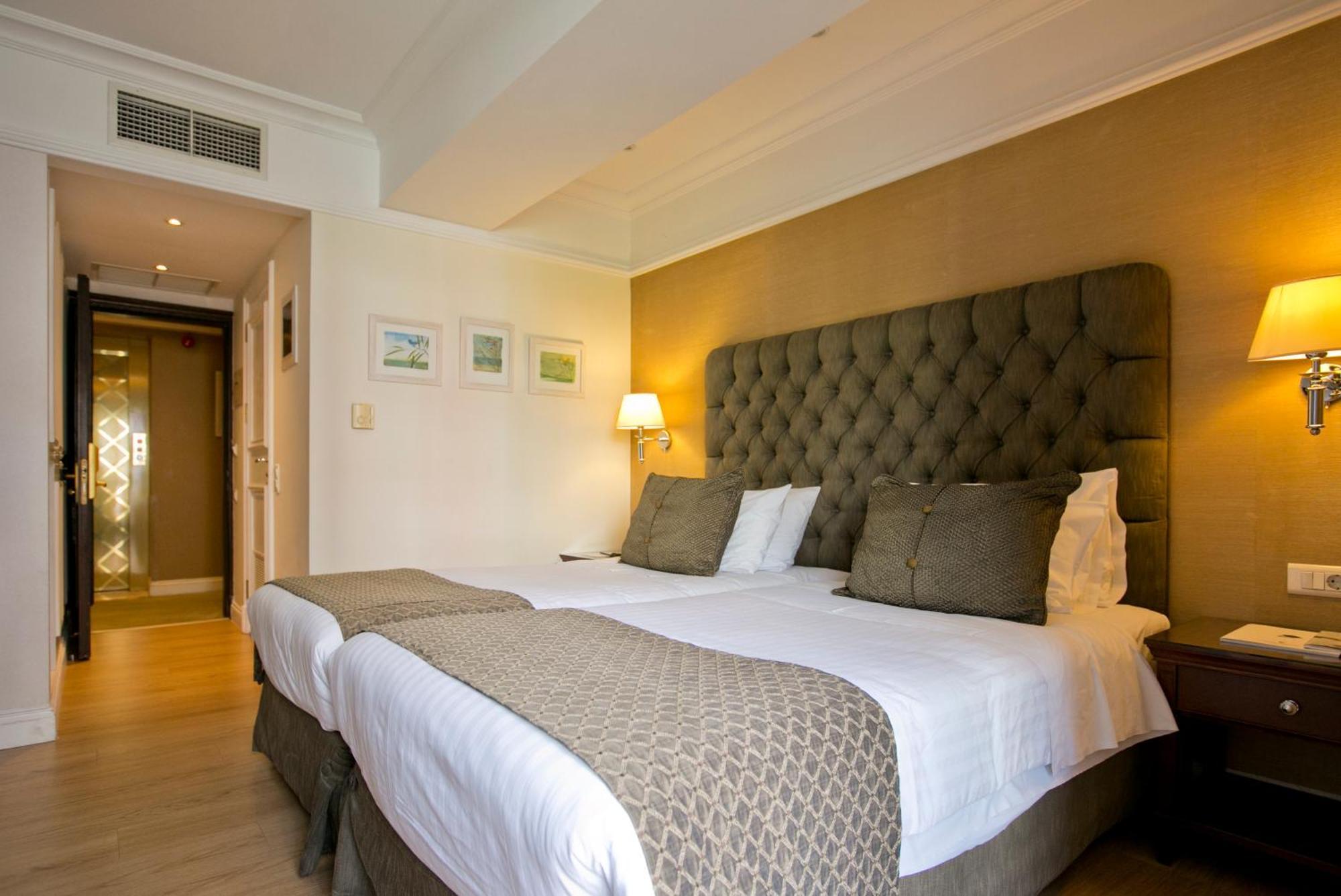 Double or Twin Room Acropolis View