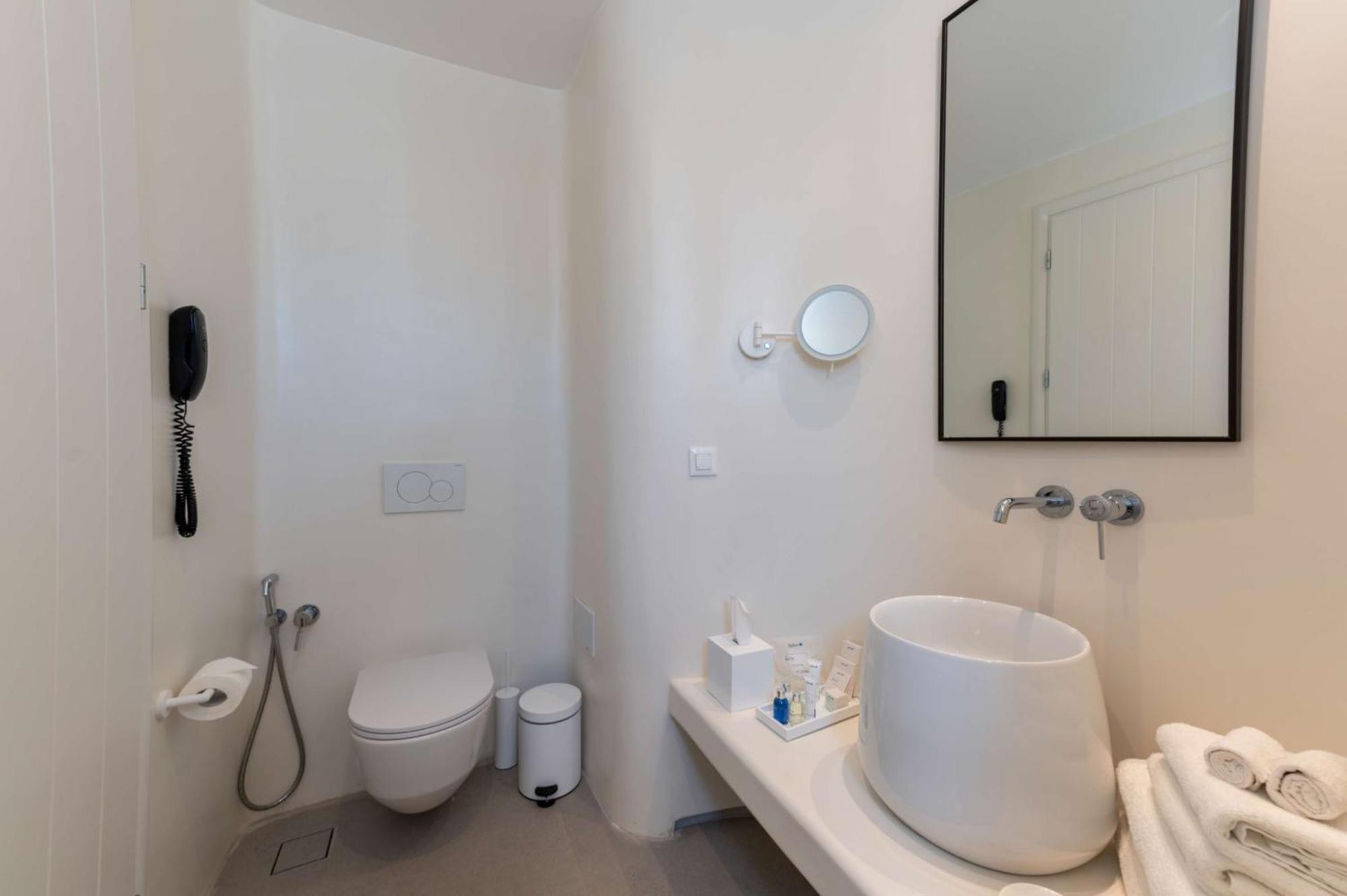 Superior Room with Jet Tub – Sea View
