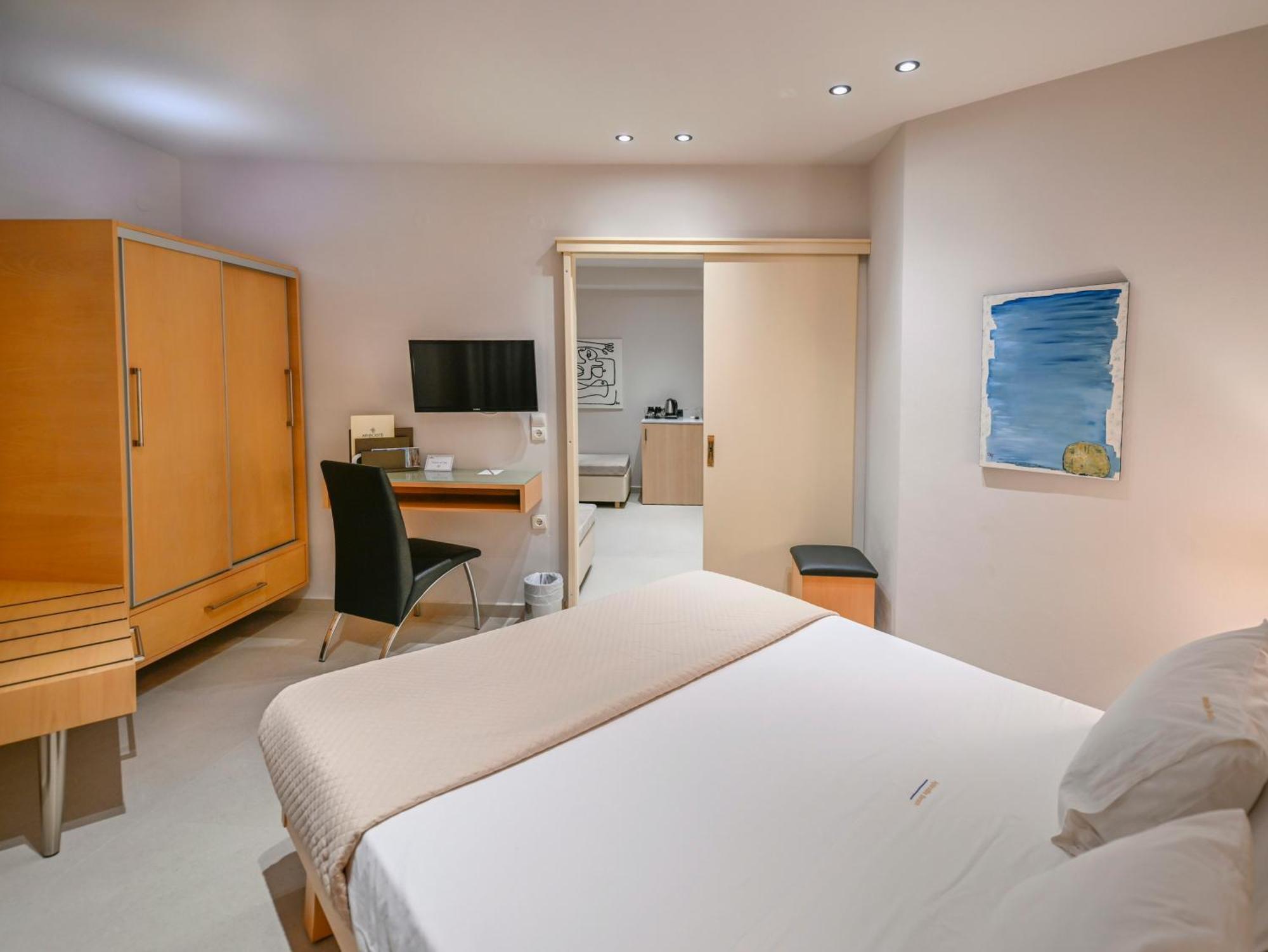 Junior Suite,1550795161:JPEG