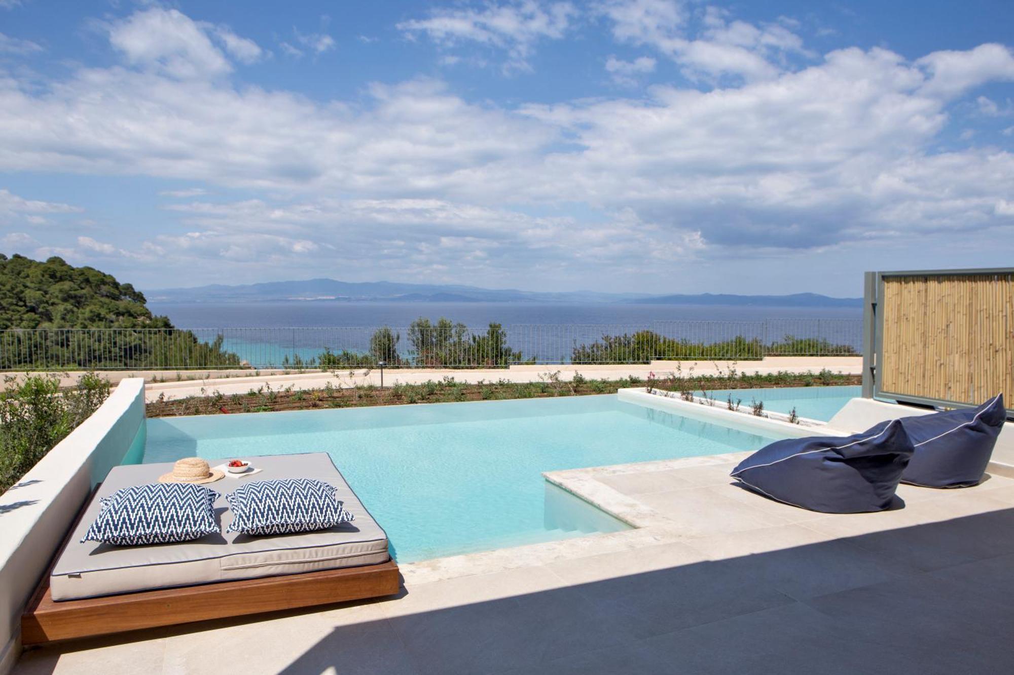 One Bedroom Panoramic suite Sea View with Private Pool & Hot Tub