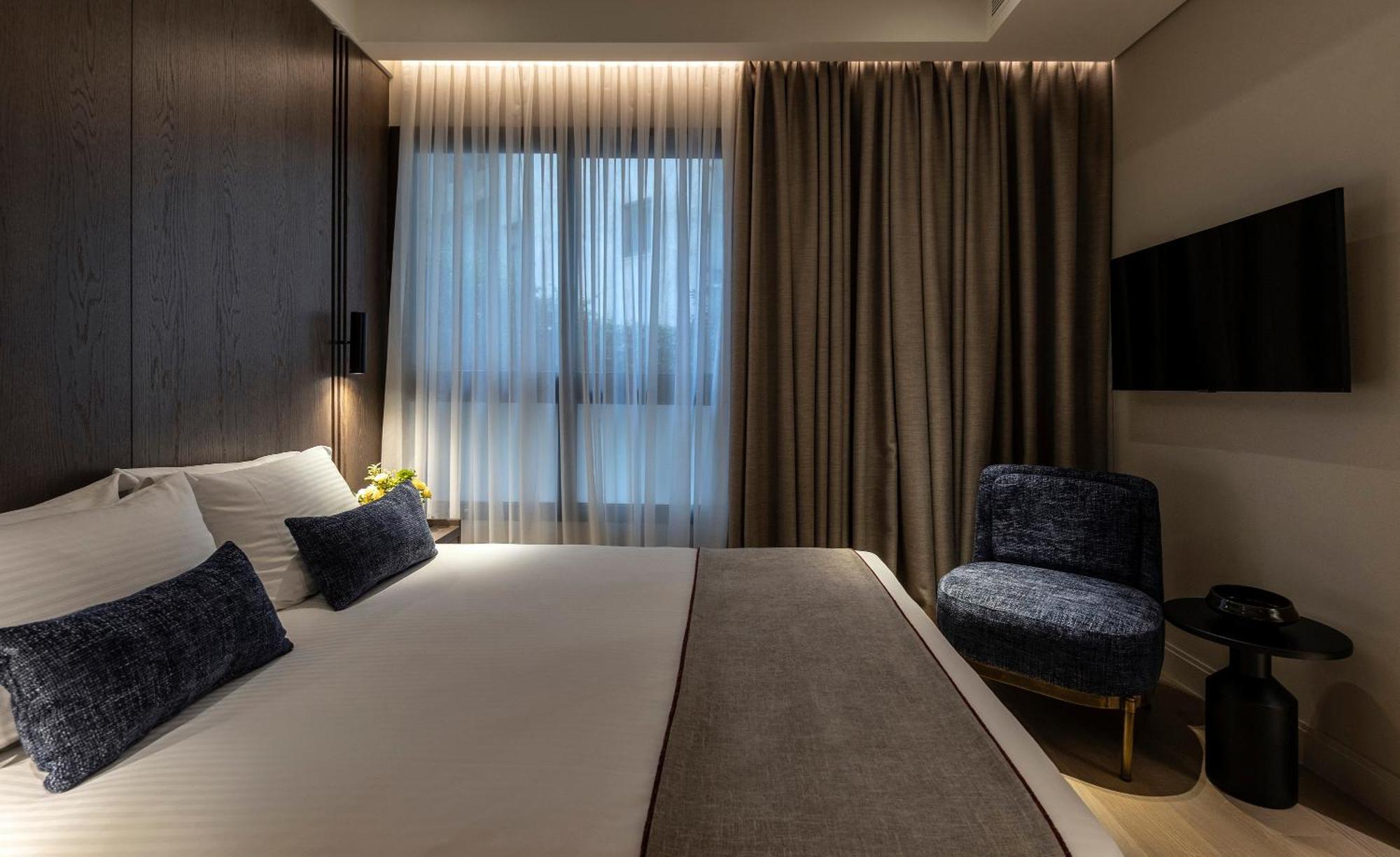 Classic Room,1566925634:JPEG