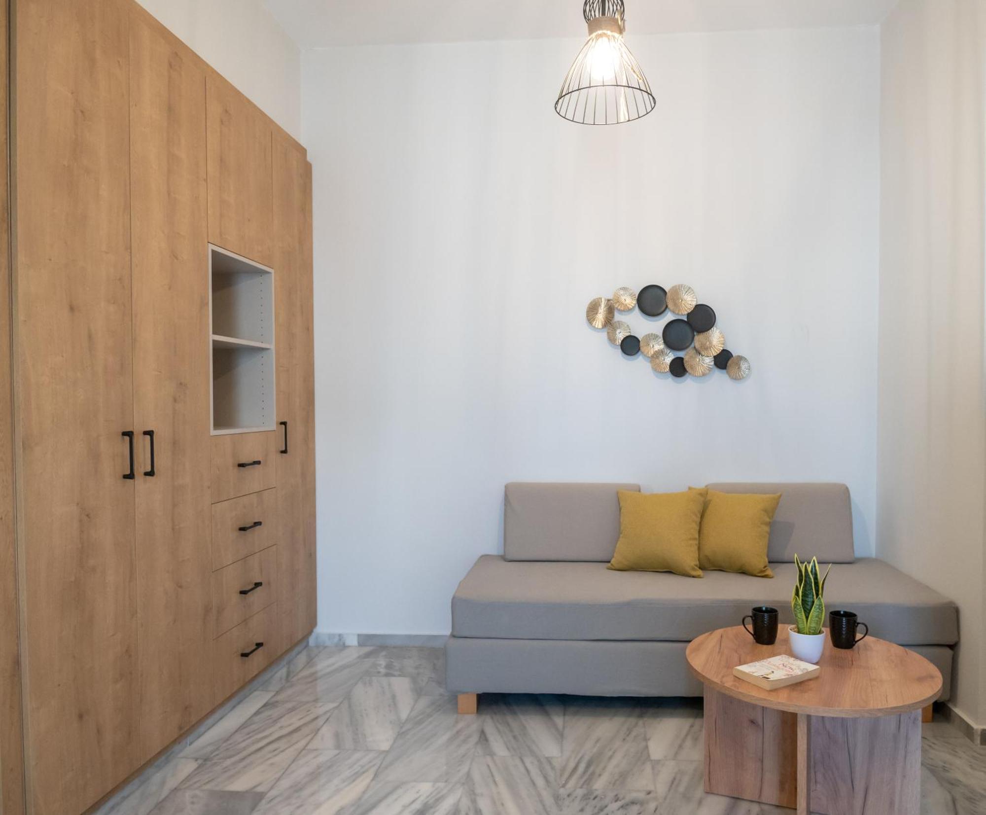 One-Bedroom Apartment