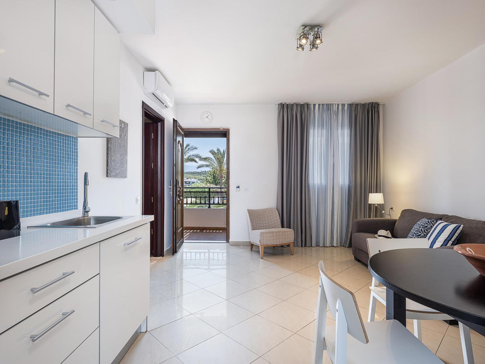 One-Bedroom Apartment Pool View