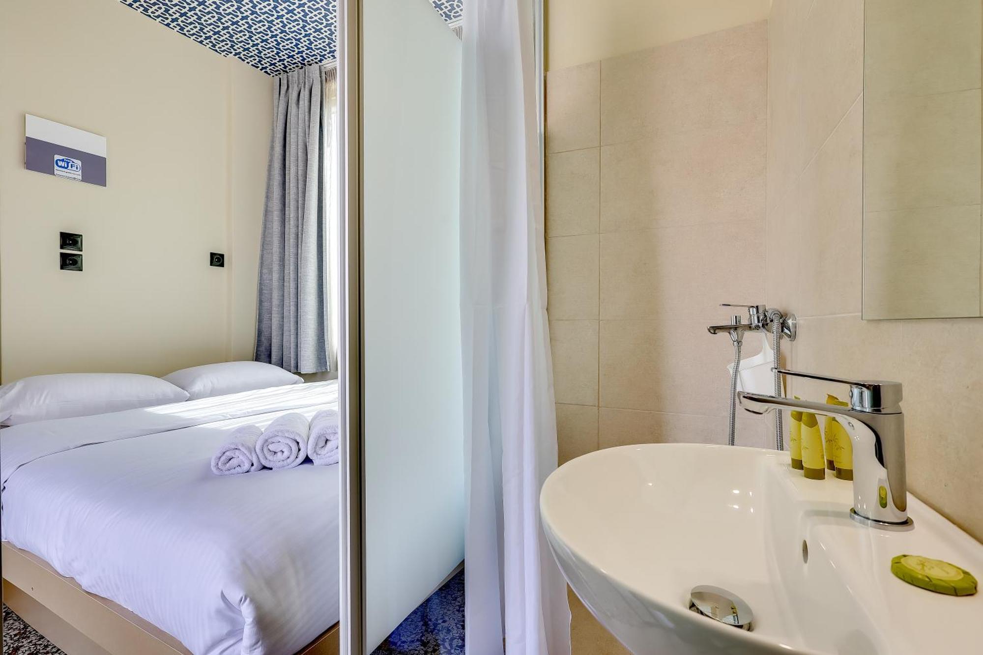 Deluxe Double Room Castle View