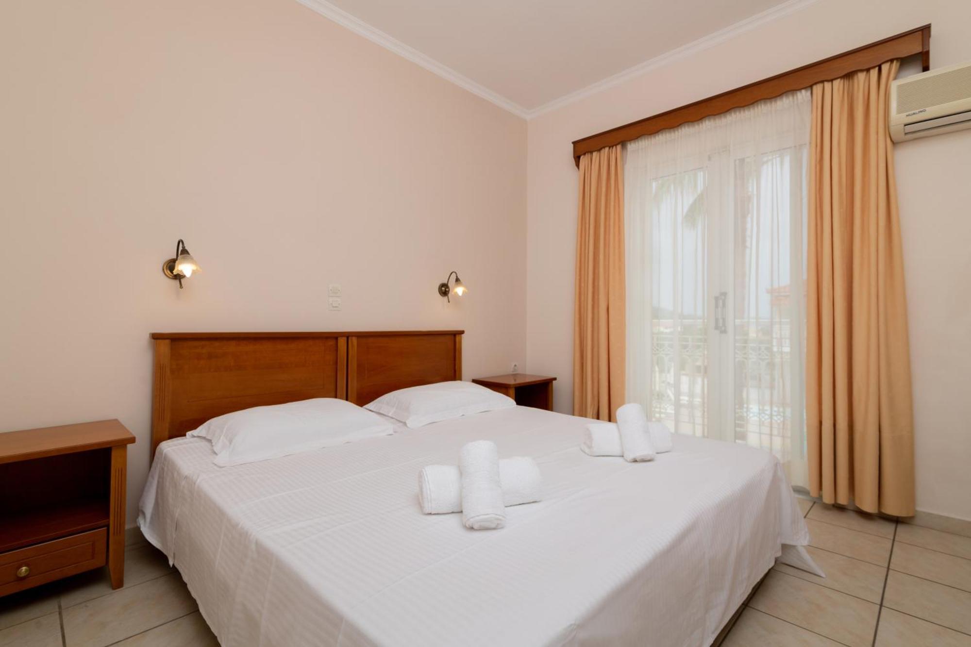 Deluxe Two-Bedroom Apartment
