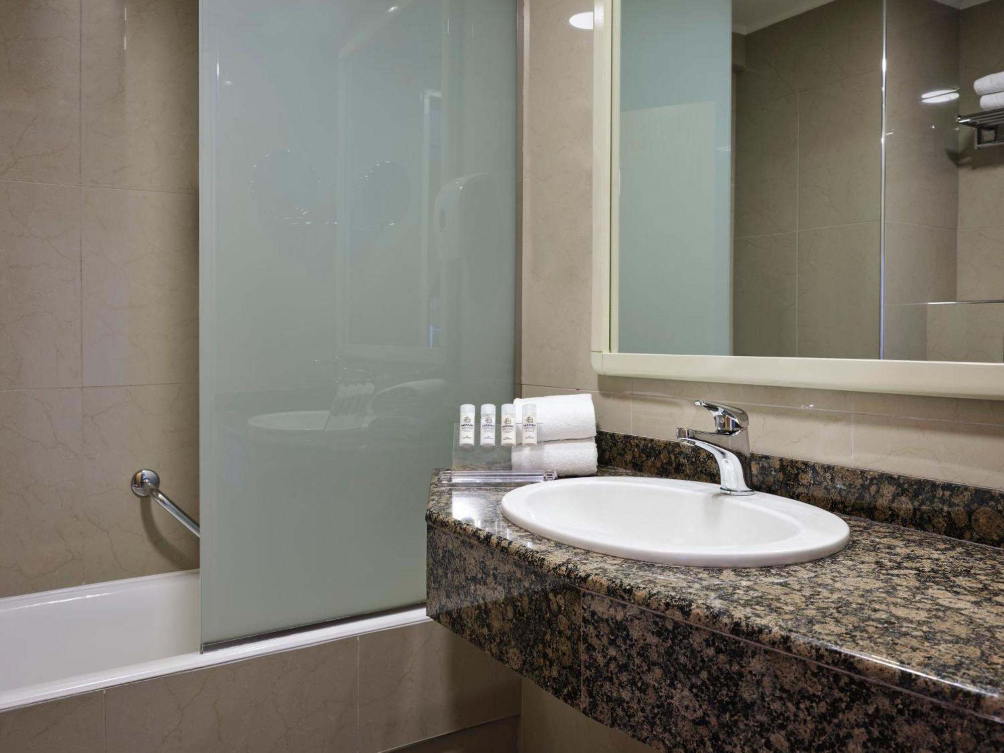 Double or Twin Room Side Sea View