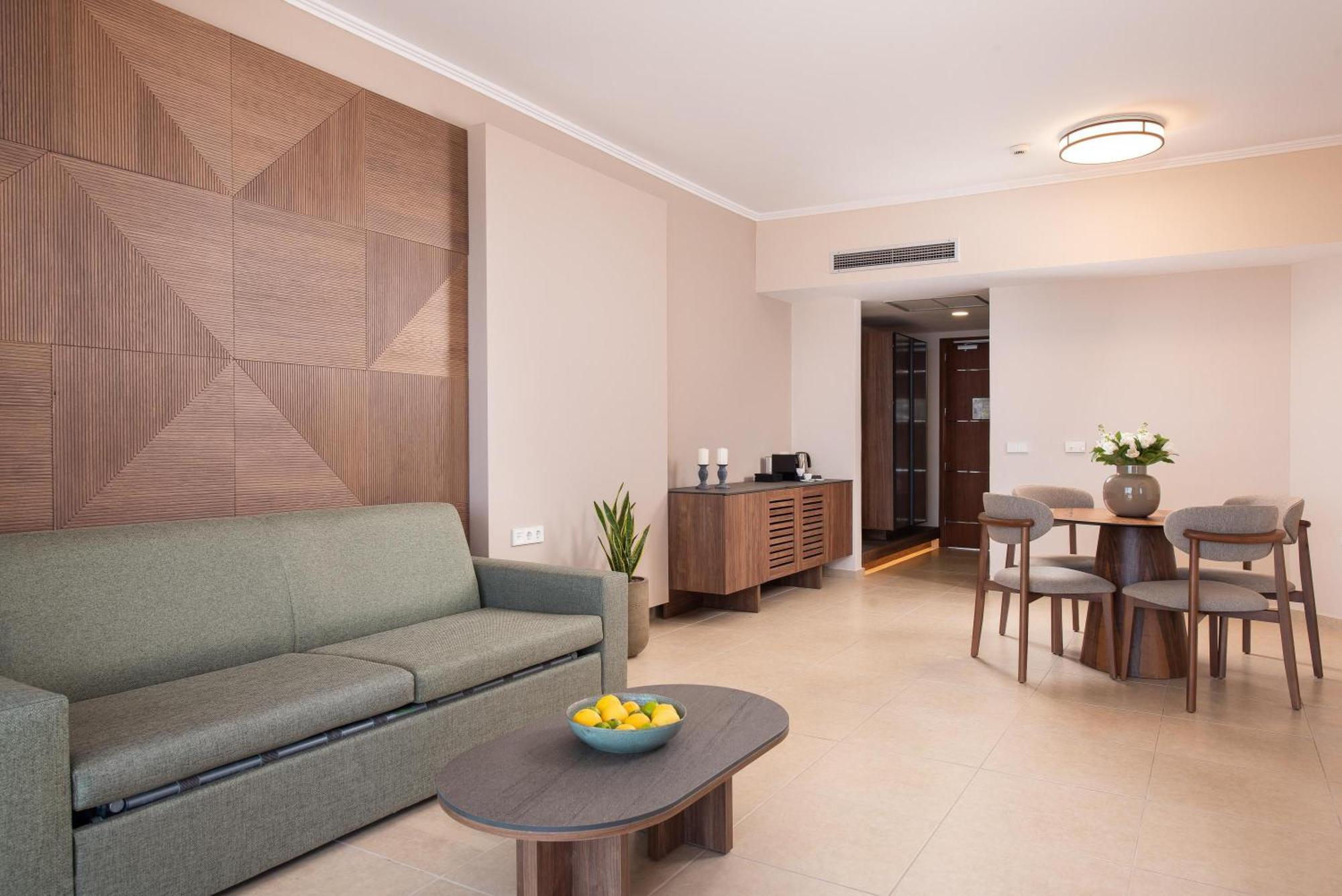 Royal Suite with Sea View,1590348934:JPEG