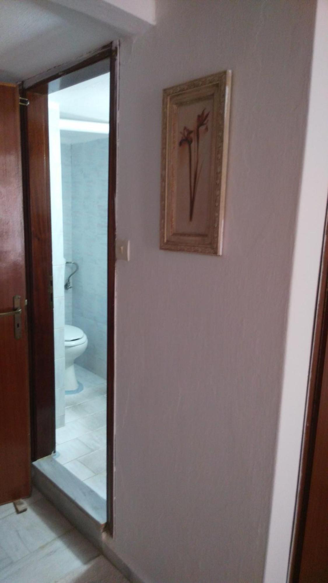 Double or Twin Room with Bathroom - No view