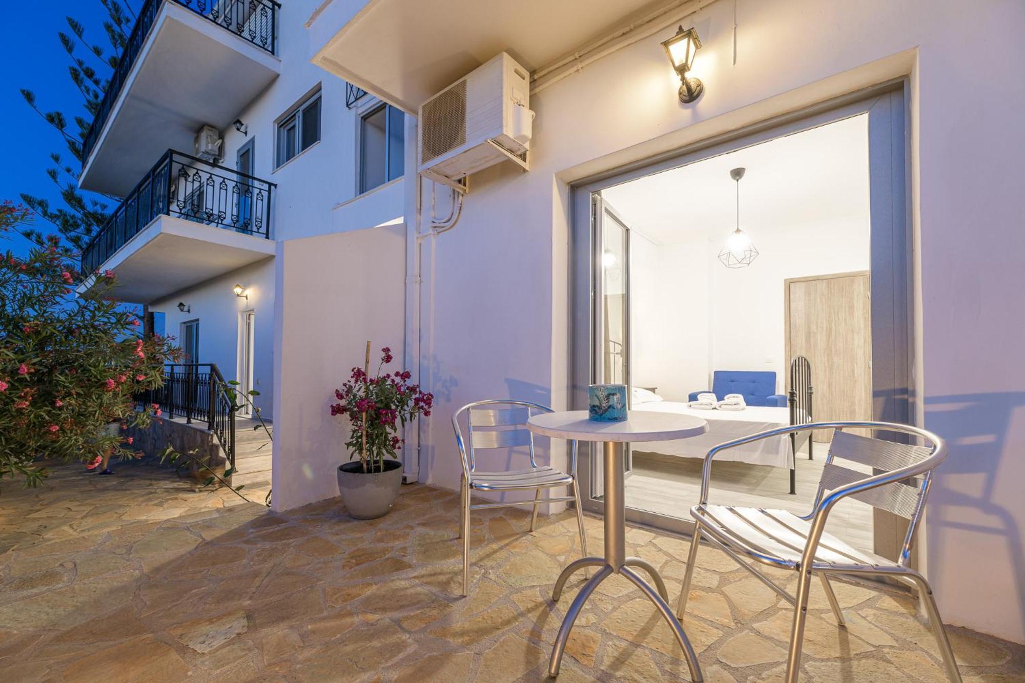 Triple Studio Balcony or Terrace
