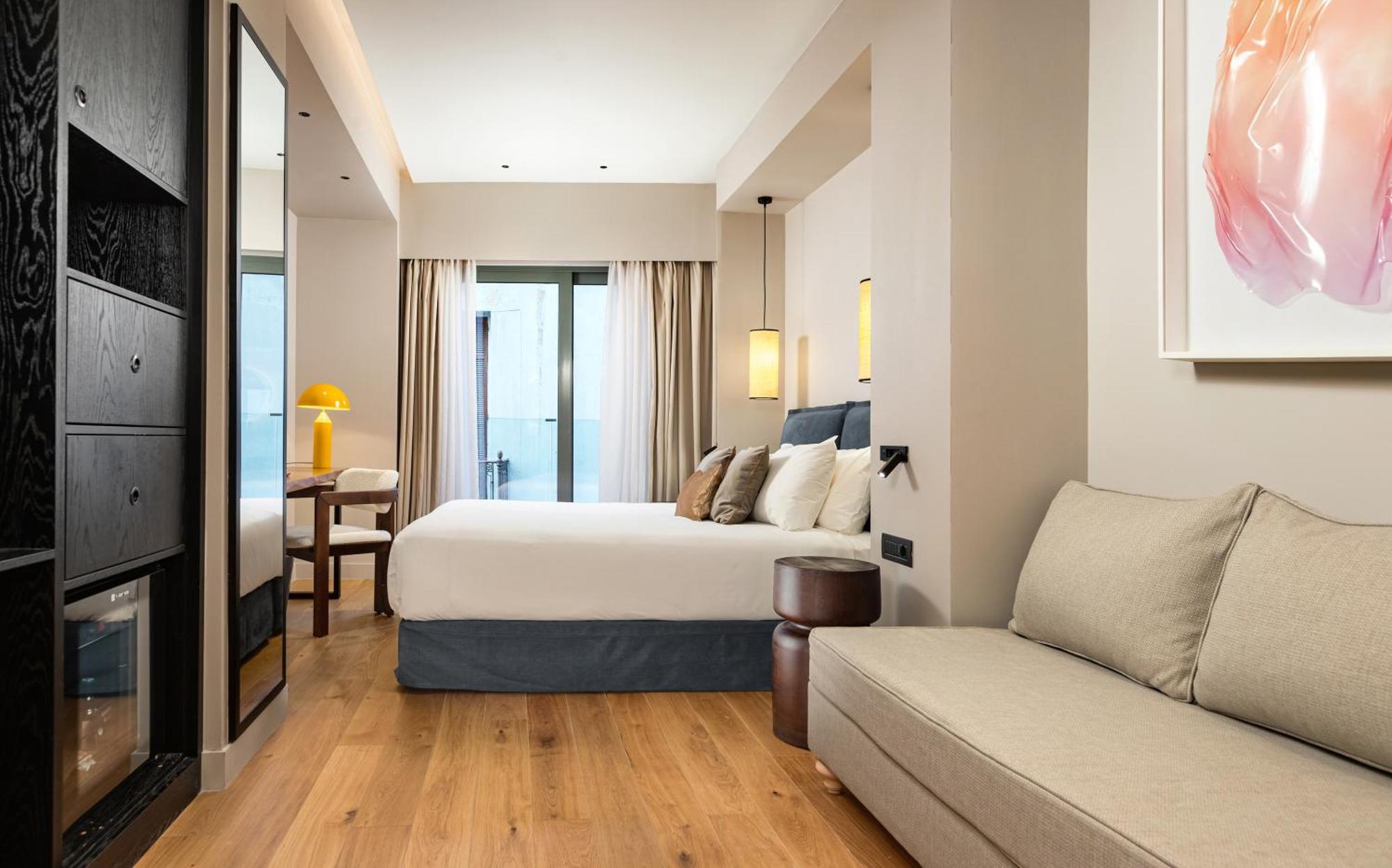 Superior Room Balcony Hotel