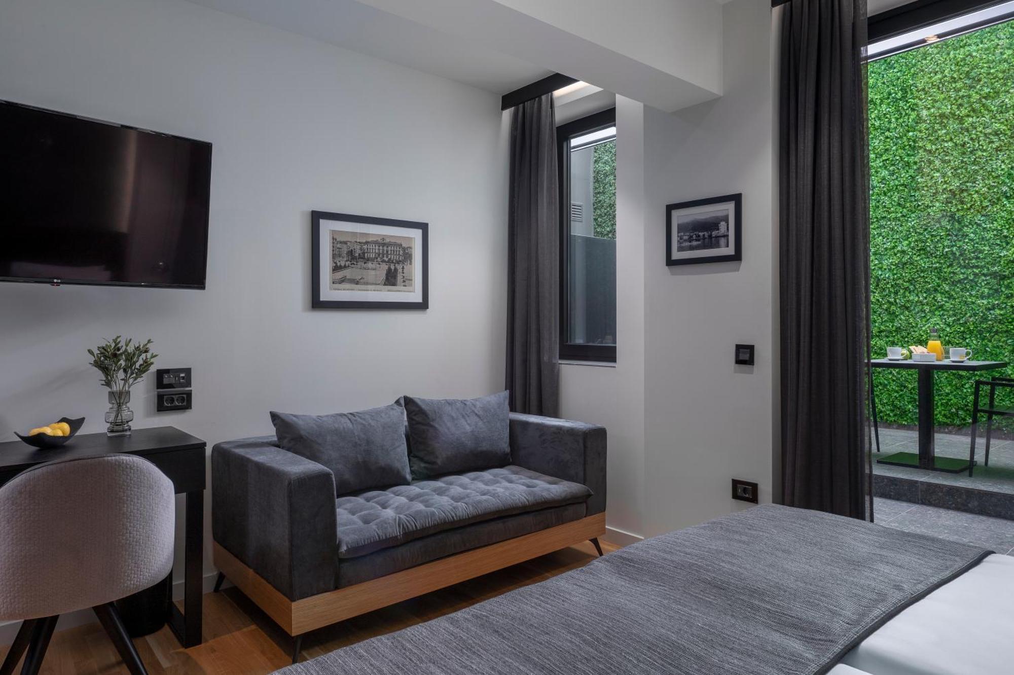 Superior Double Room Patio