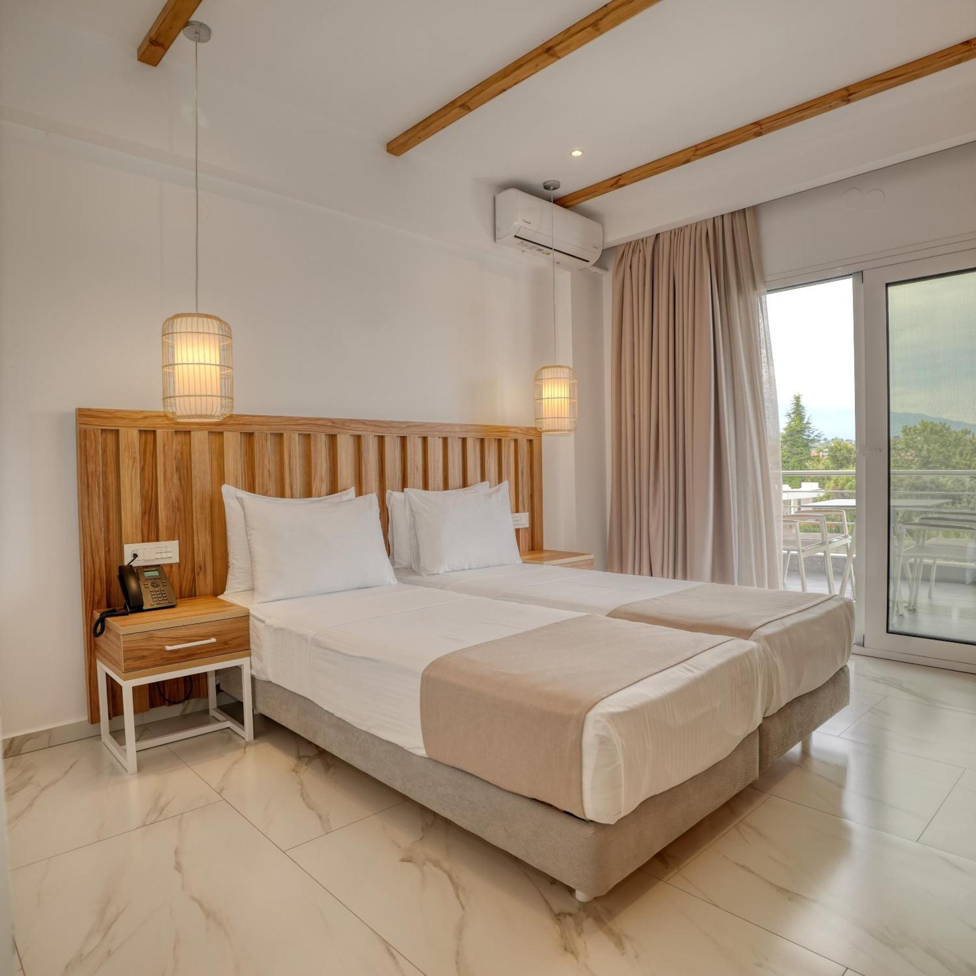 Superior Triple Room,1596027943:JPEG