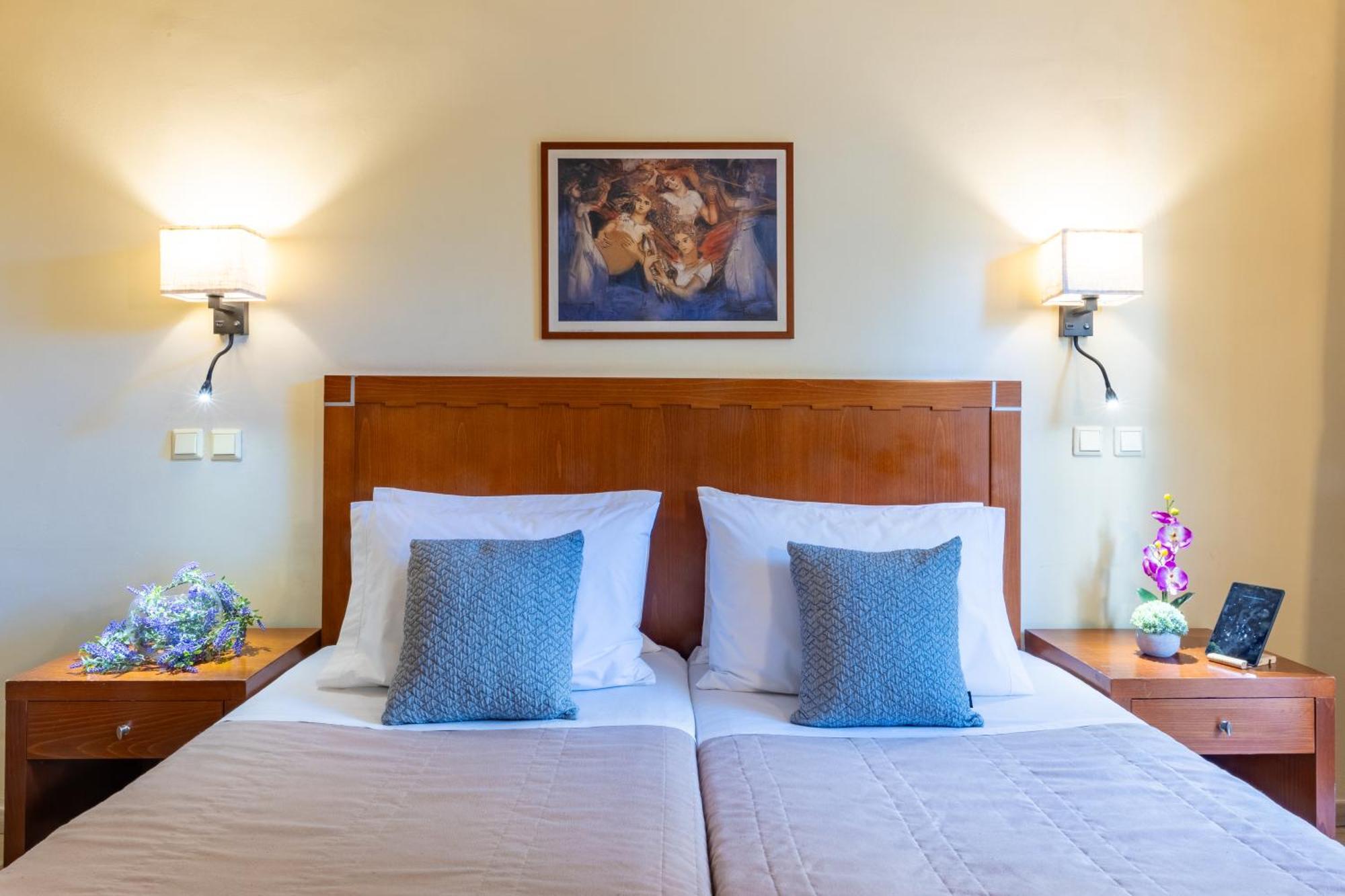 Dois quartos Conectantes com Cama de Casal / 2 de Solteiro