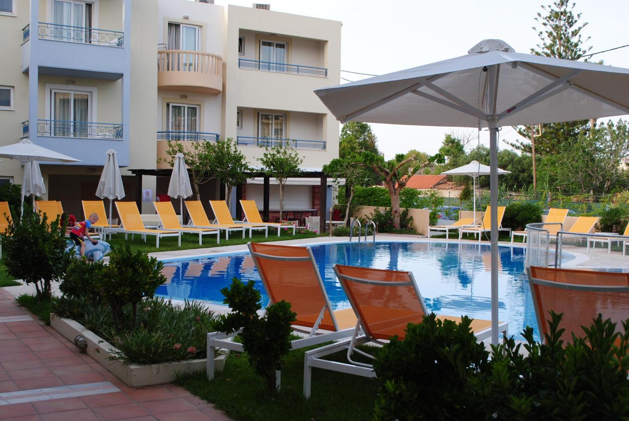 Studio - Vue sur Piscine