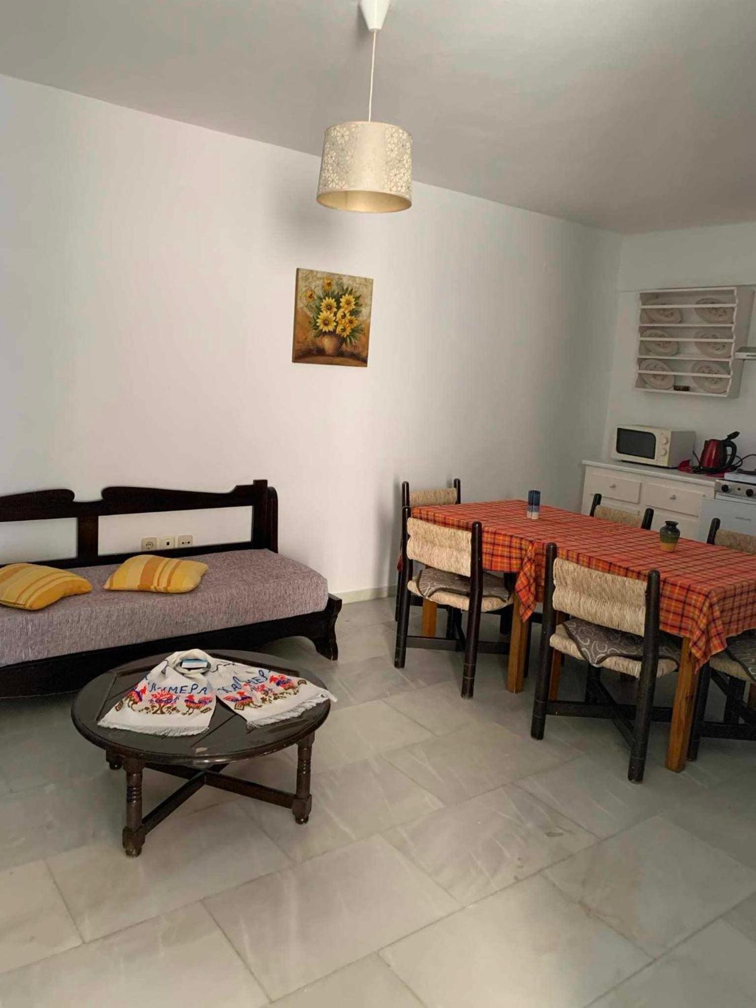 Three-Bedroom Apartment,1600577675:JPEG