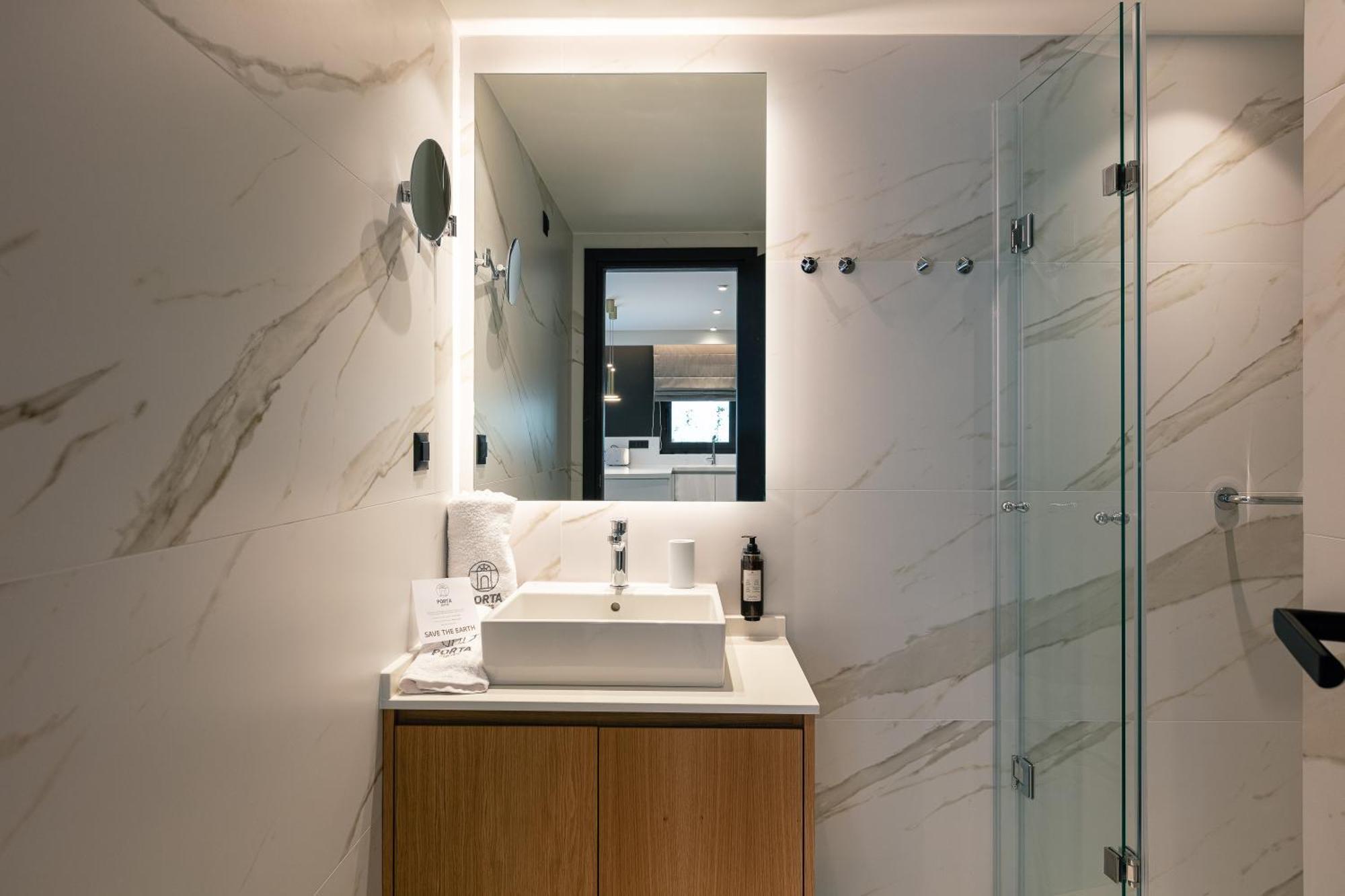 Suite Terrace & Outdoor Jetted Tub