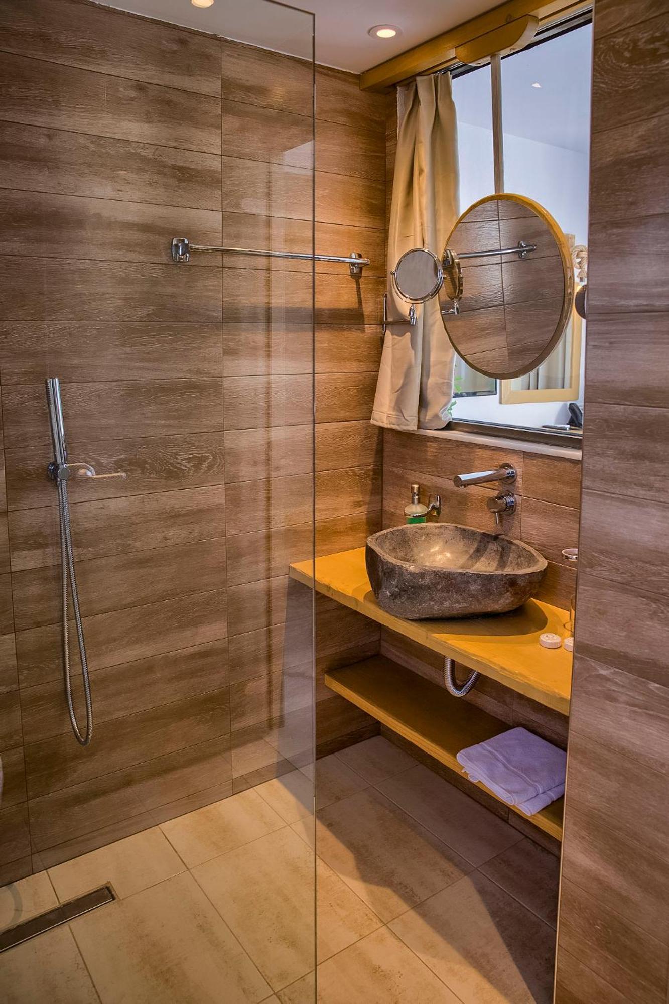 loft suite with private pool (villas)