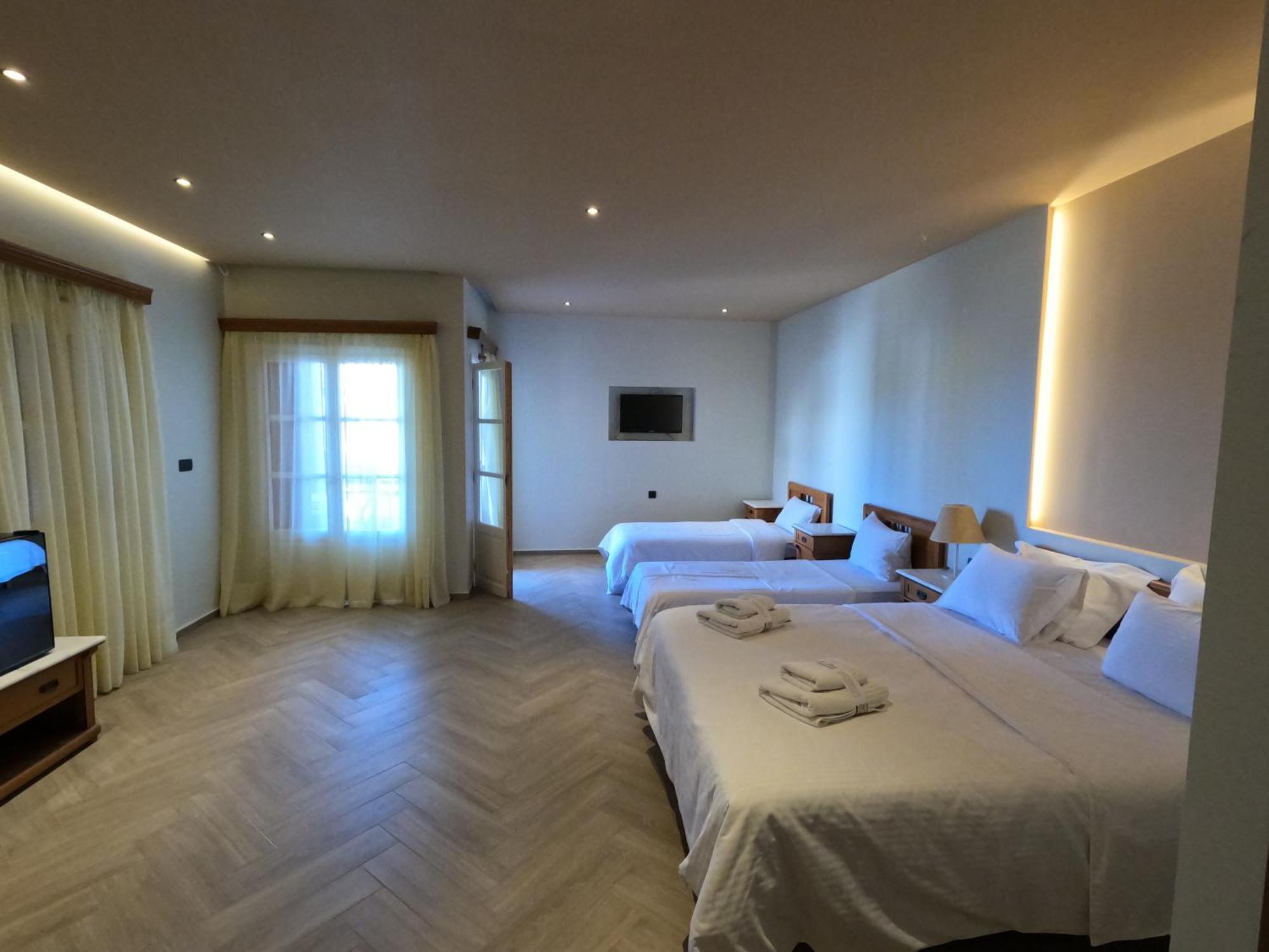 Superior Suite,1620980436:JPEG