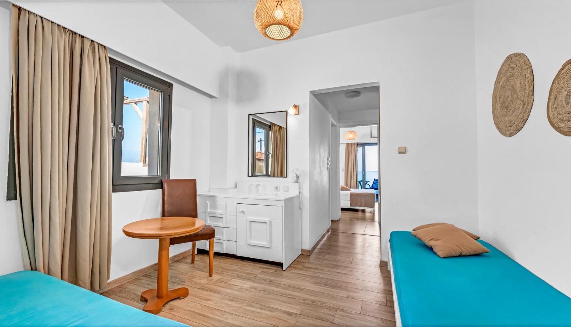 Familienzimmer mit 1 Schlafzimmer und Wohnzimmer