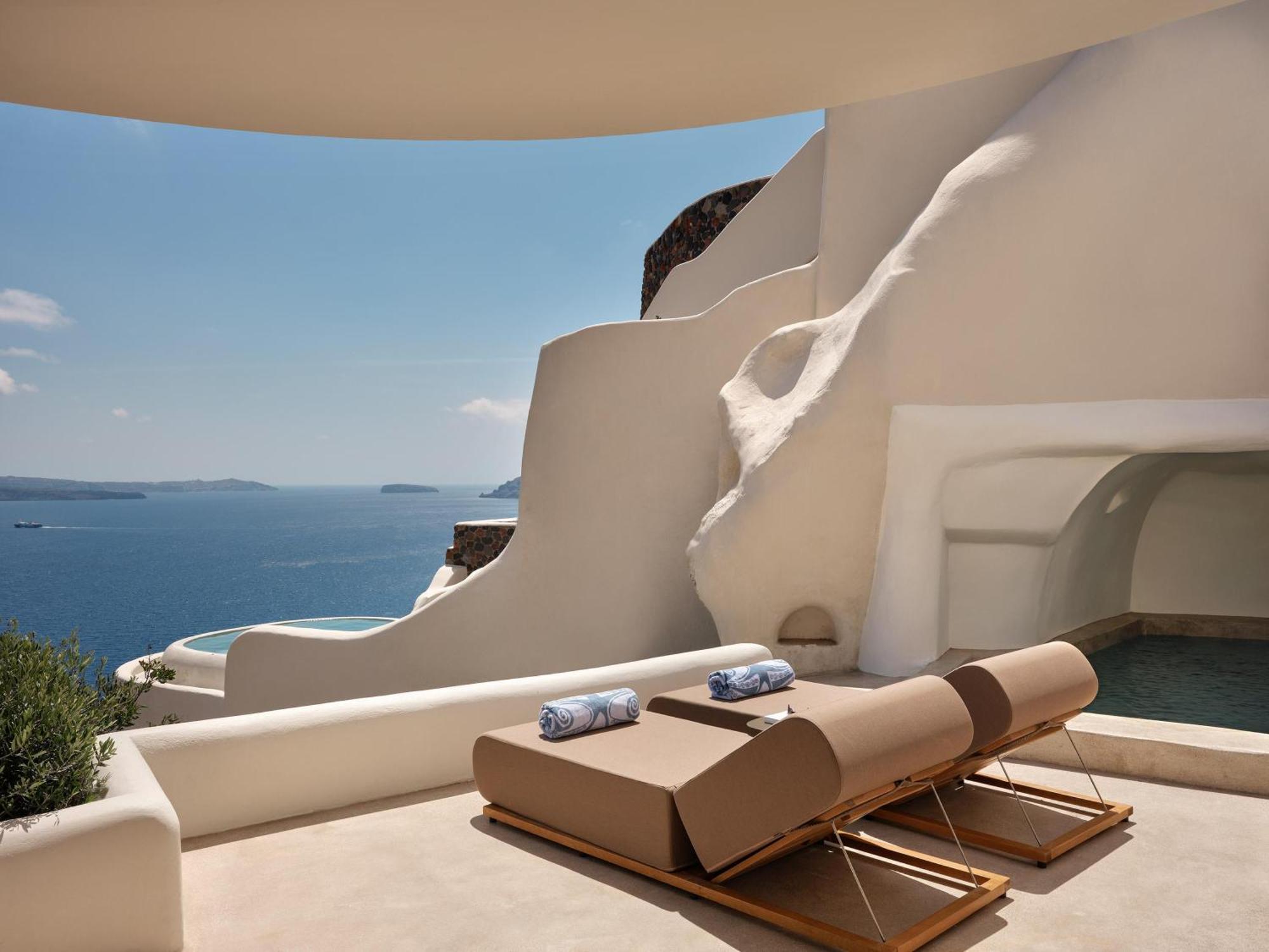 Suite Cueva con piscina y vistas a la caldera