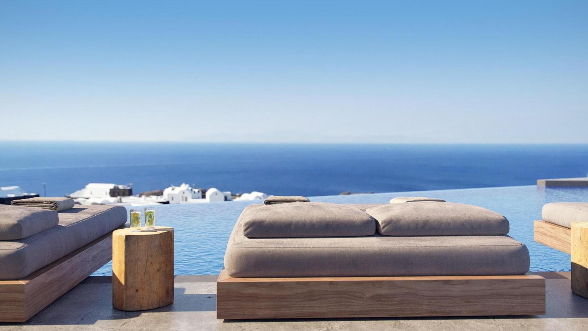 Villa con 3 dormitorios y piscina infinita