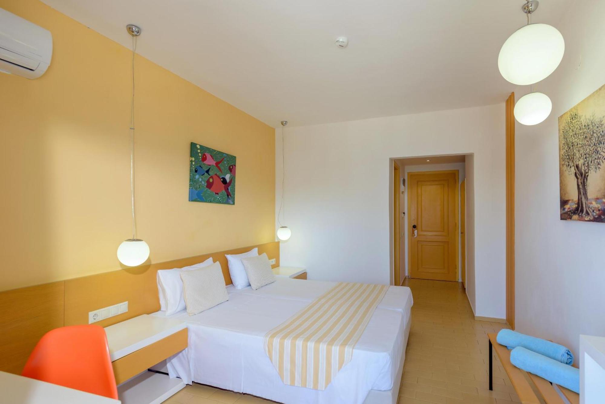 Doppel-/Zweibettzimmer mit Meerblick