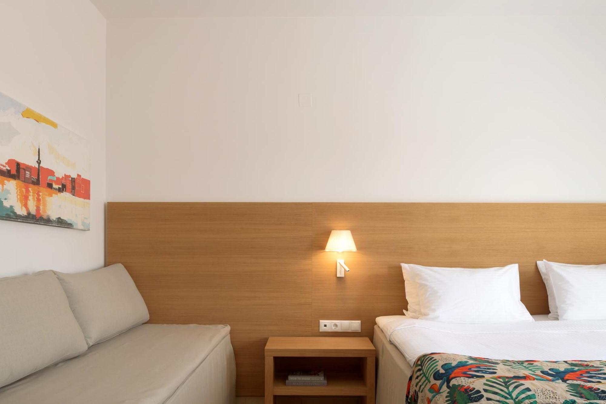 Deluxe Double Room Side Sea View