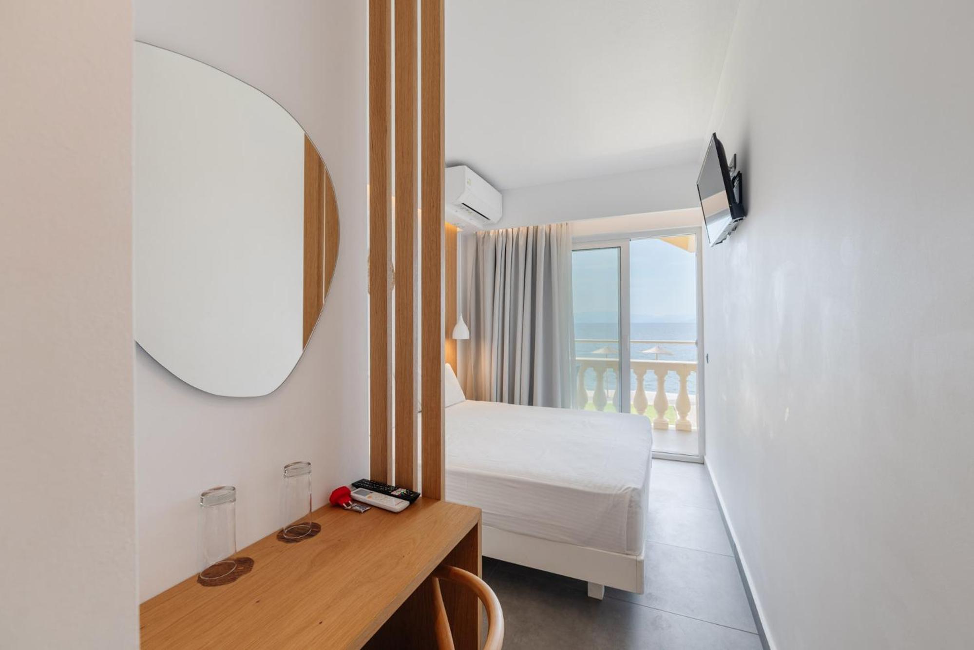 Deluxe Double Room with Balcony and Pontikonisi island view,1625483925:JPEG