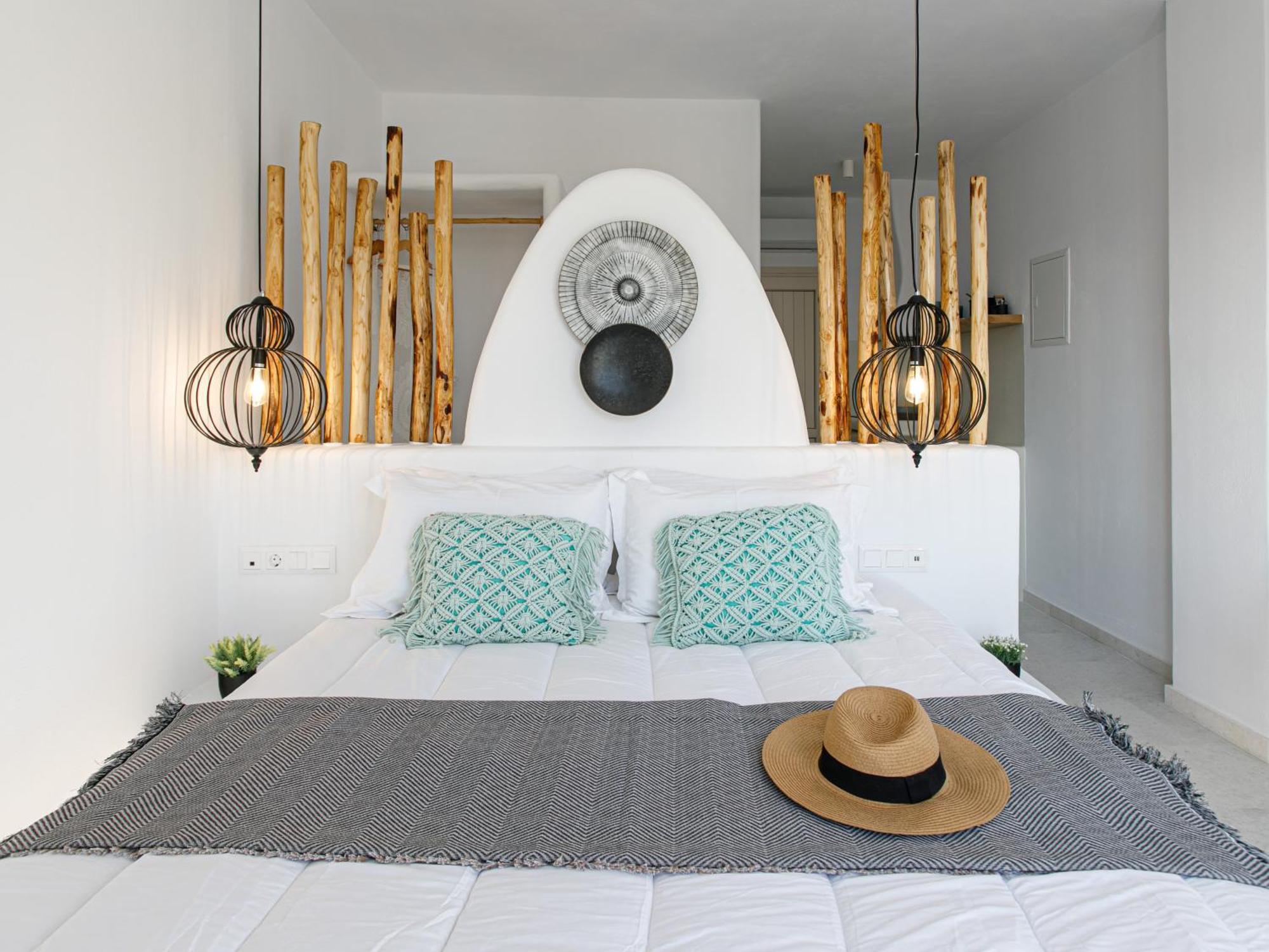 Deluxe King Suite
