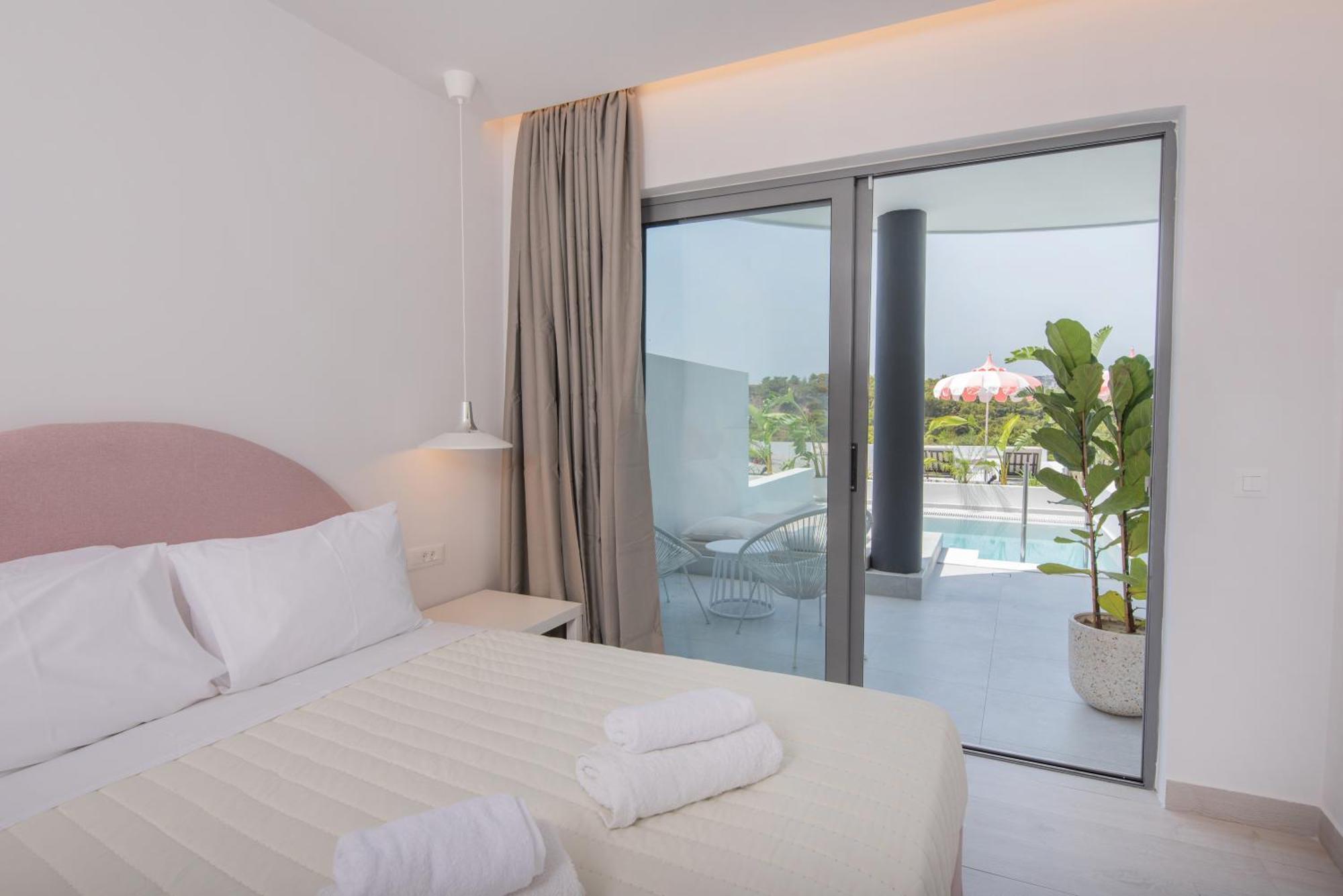 Superior Suite Private Pool