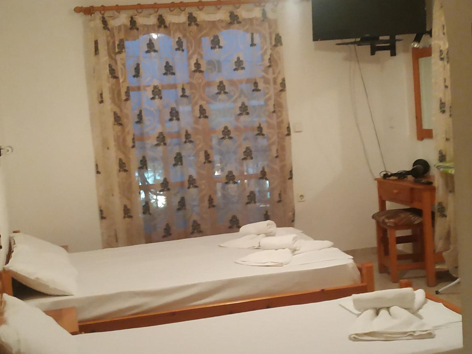 Standard Triple Room Sea View