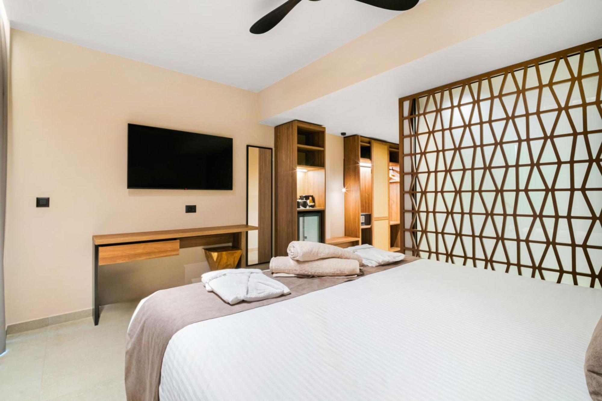 Standard Twin or Double Room,1641012796:JPEG