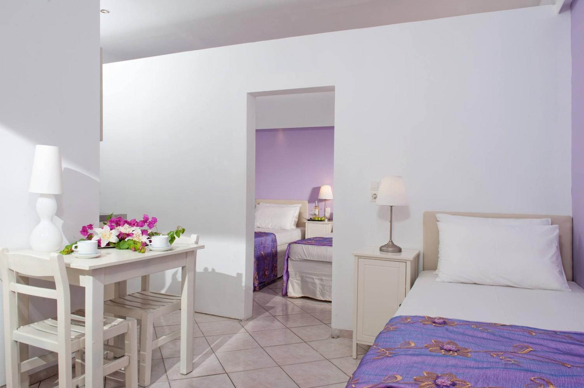 Superior One Bedroom Triple Apartment