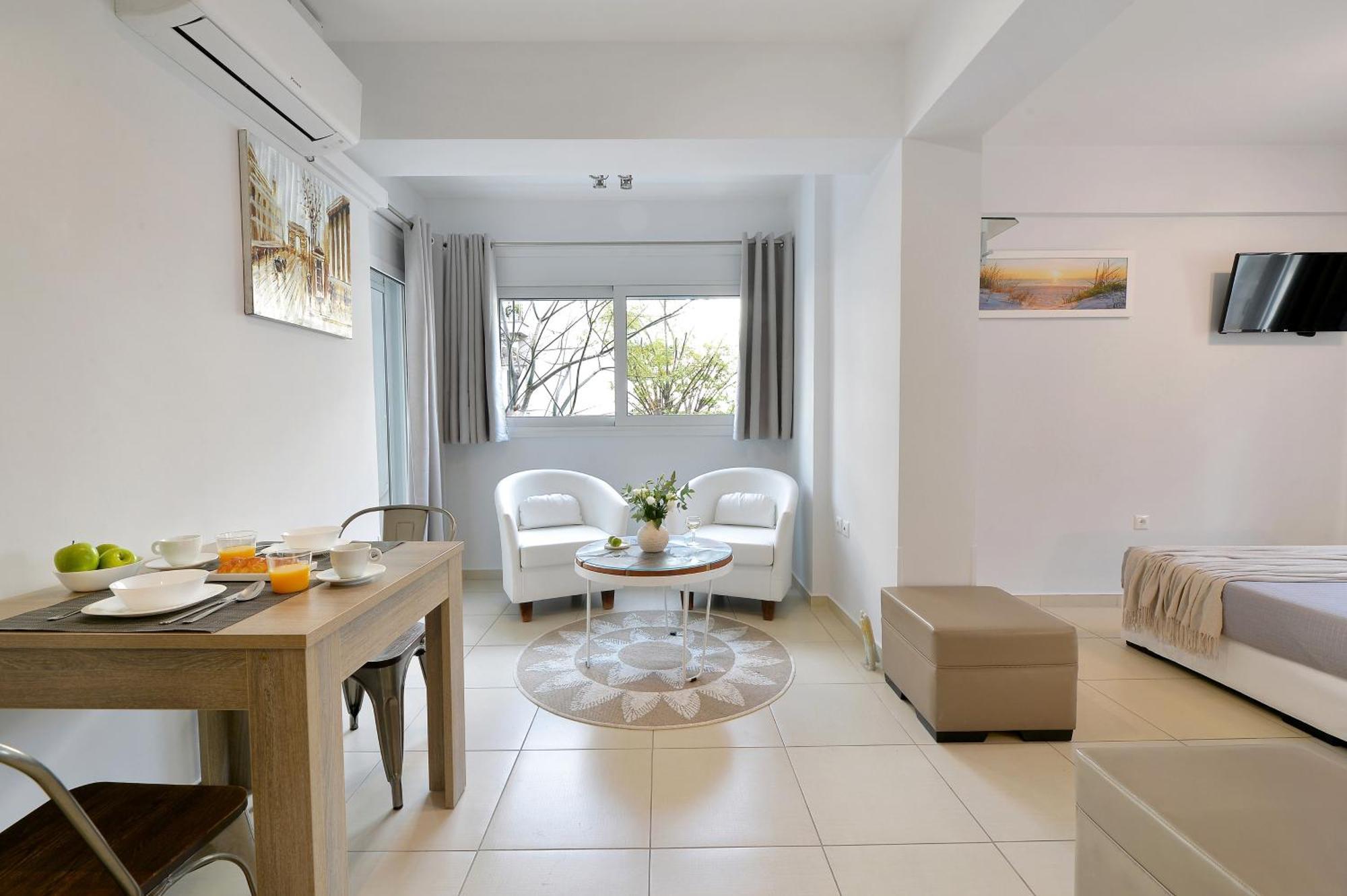 Deluxe Apartment