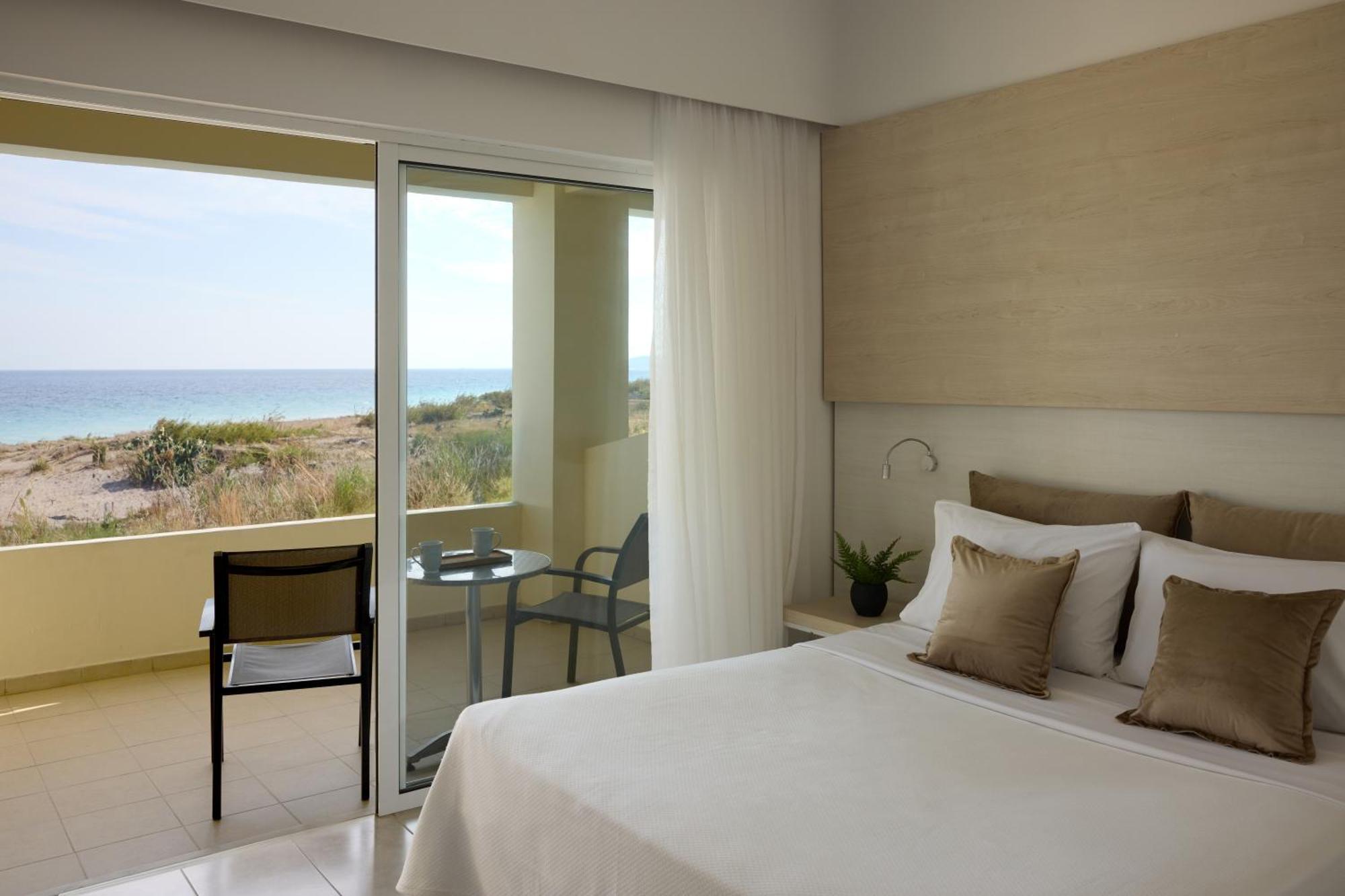 Family Room Land View