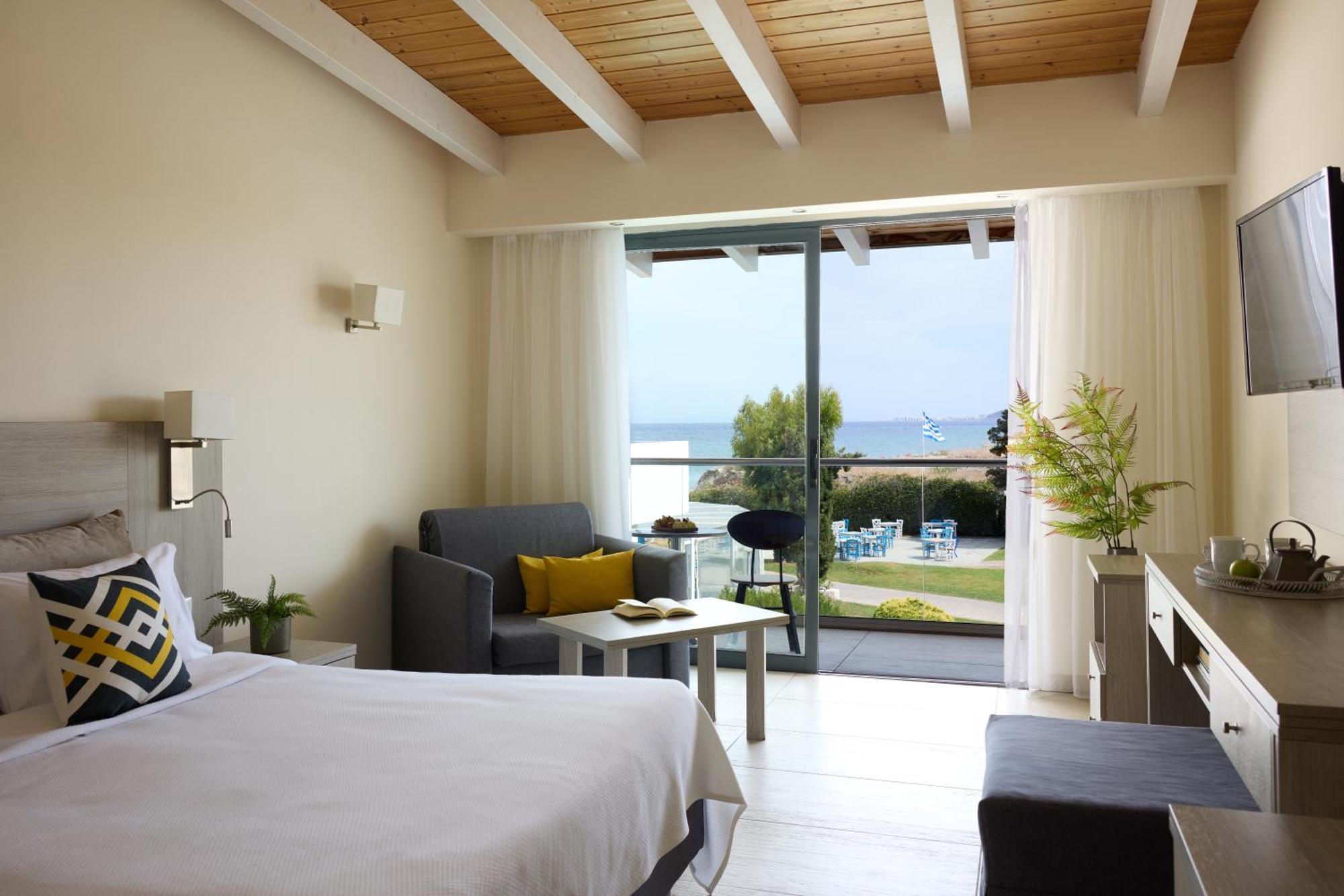 Deluxe Room Side Sea View
