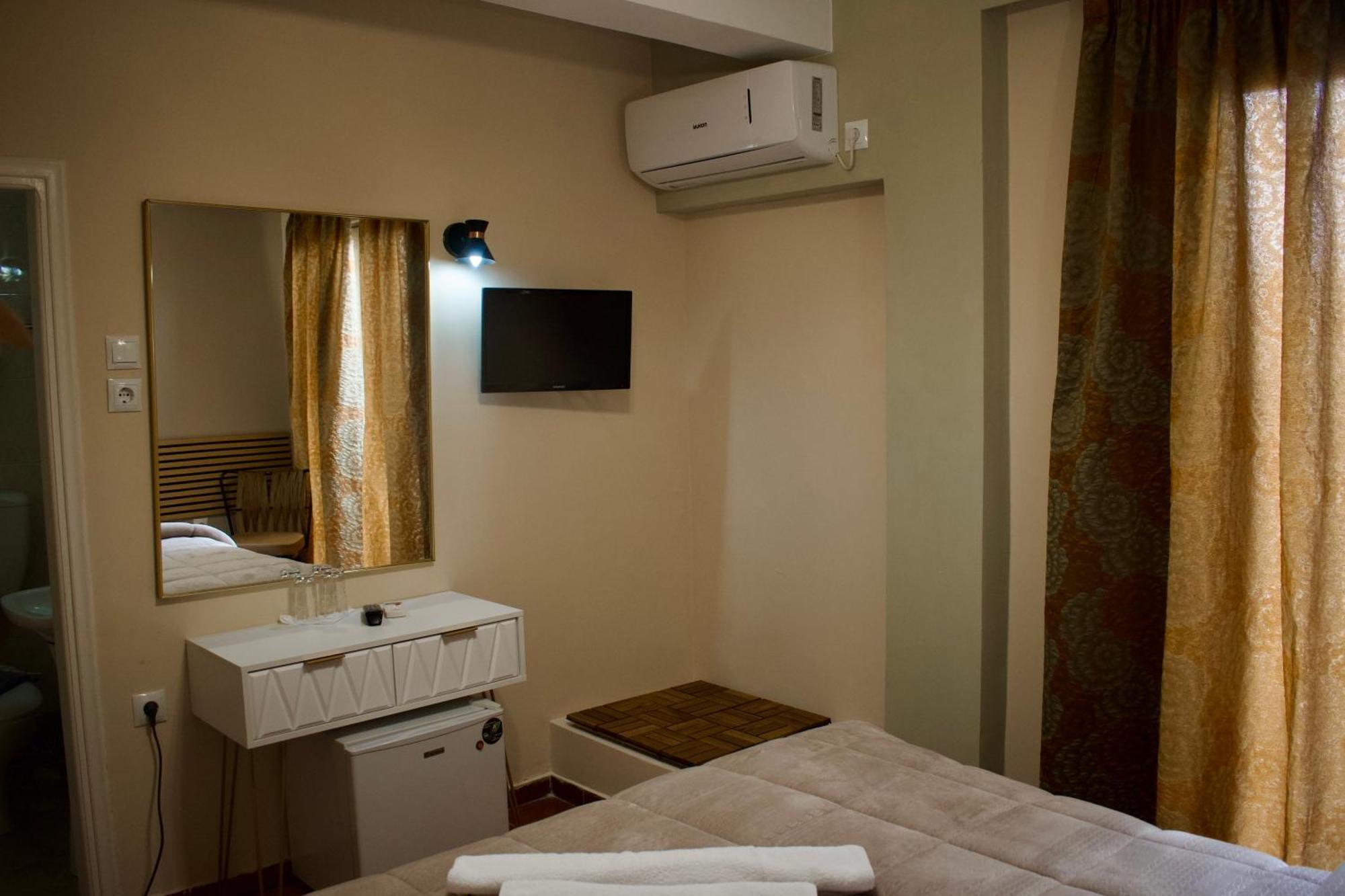 Single Room,1659456585:JPEG