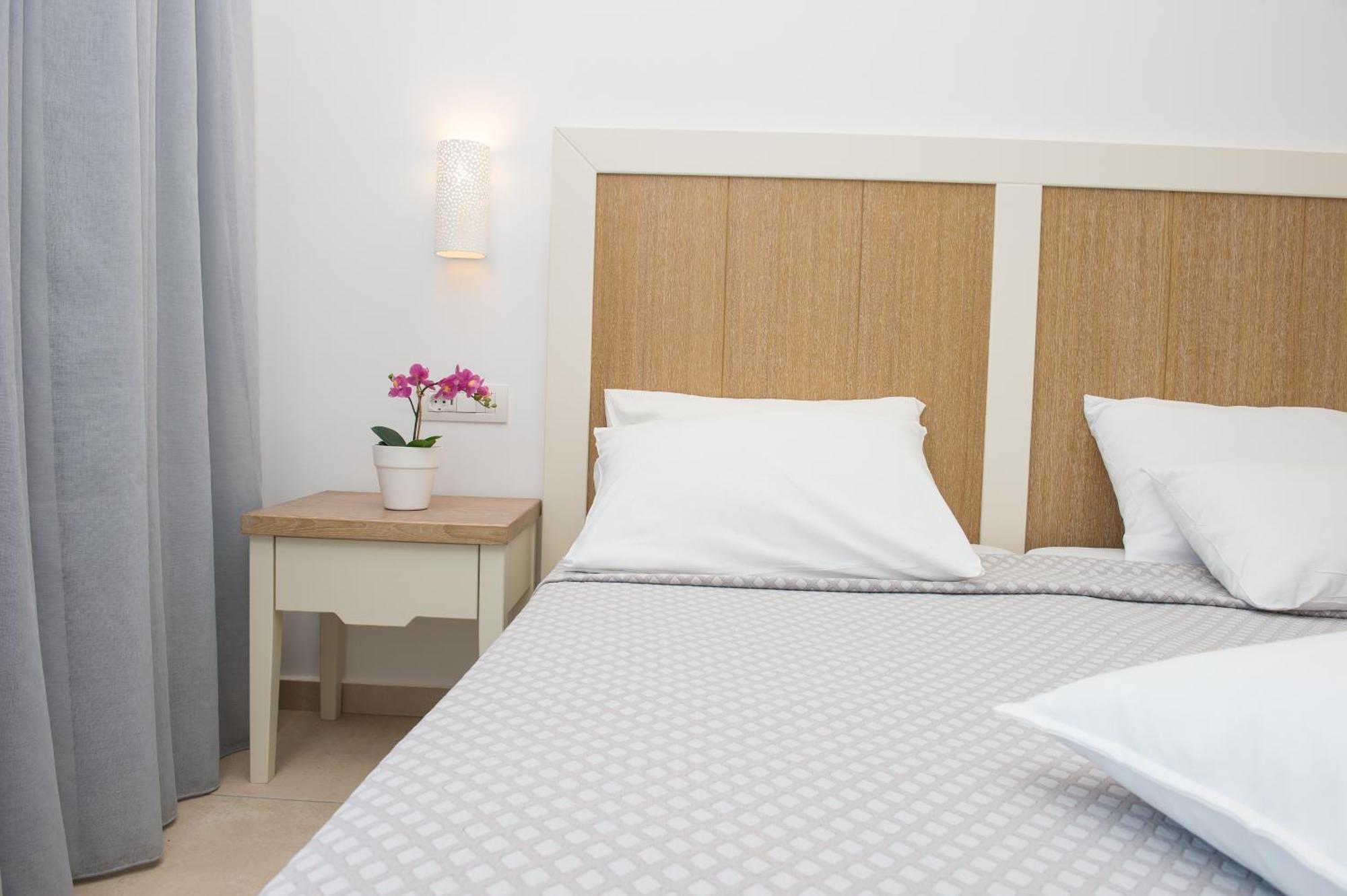 Deluxe Double Room with Whirlpool,1668057469:JPEG