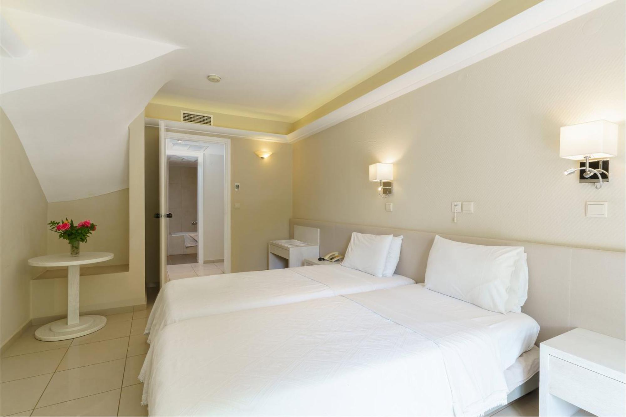 Family Suite Split Level with Street View