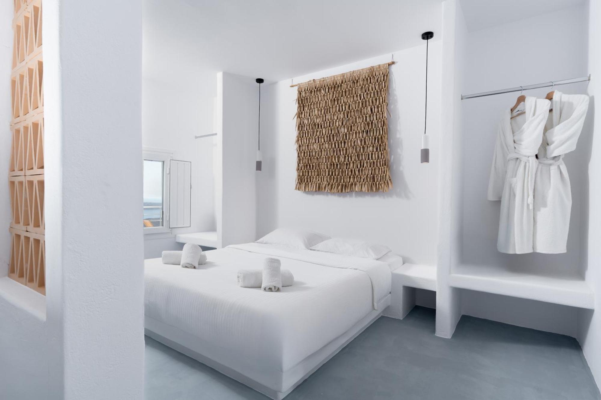 Majestic Suite with Caldera View and outdoor Hot-Tub