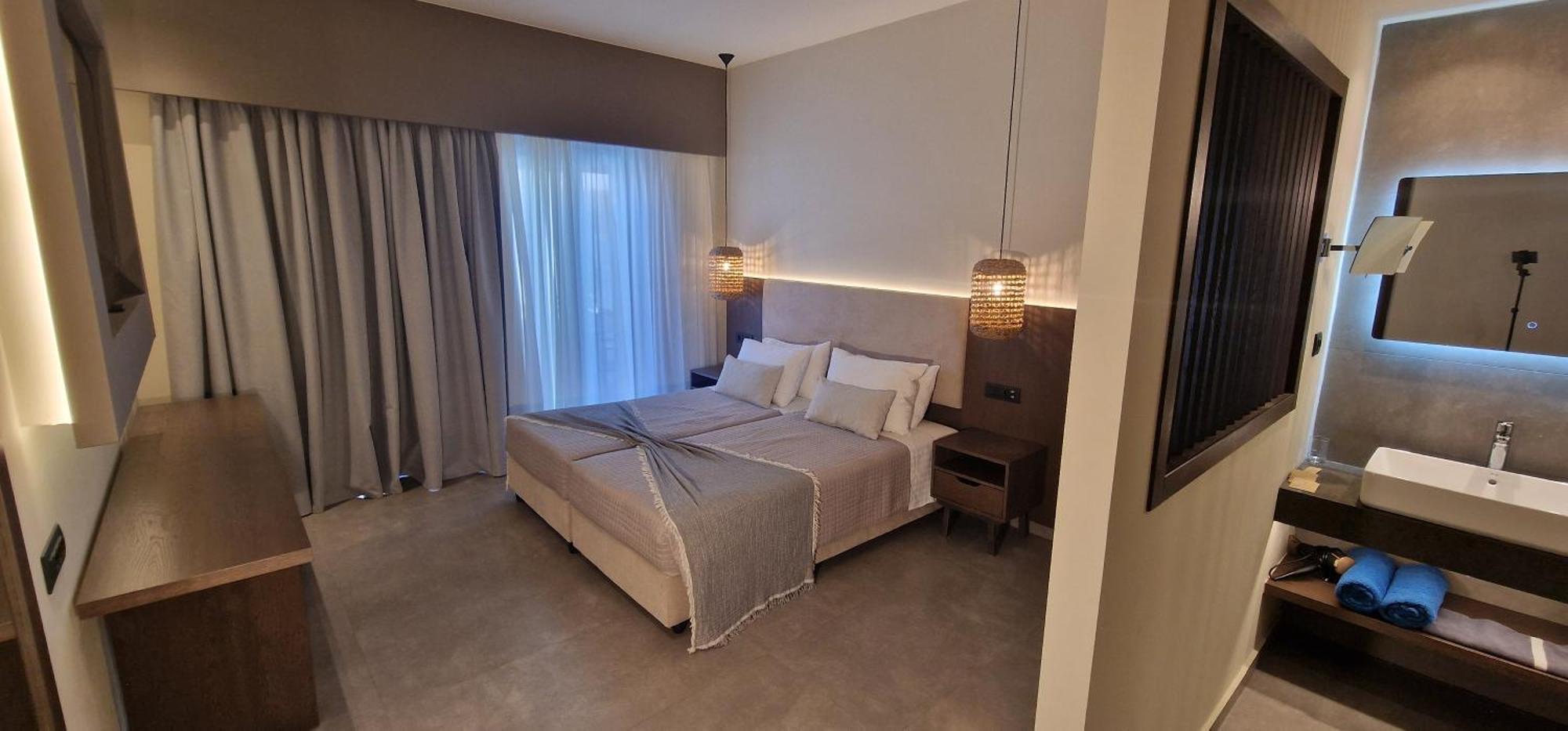 Deluxe İki Yataklı Oda