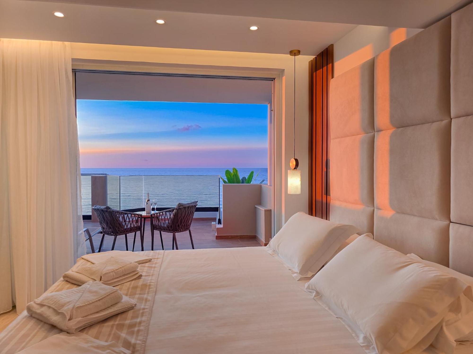 Deluxe Double Room Balcony Sea View