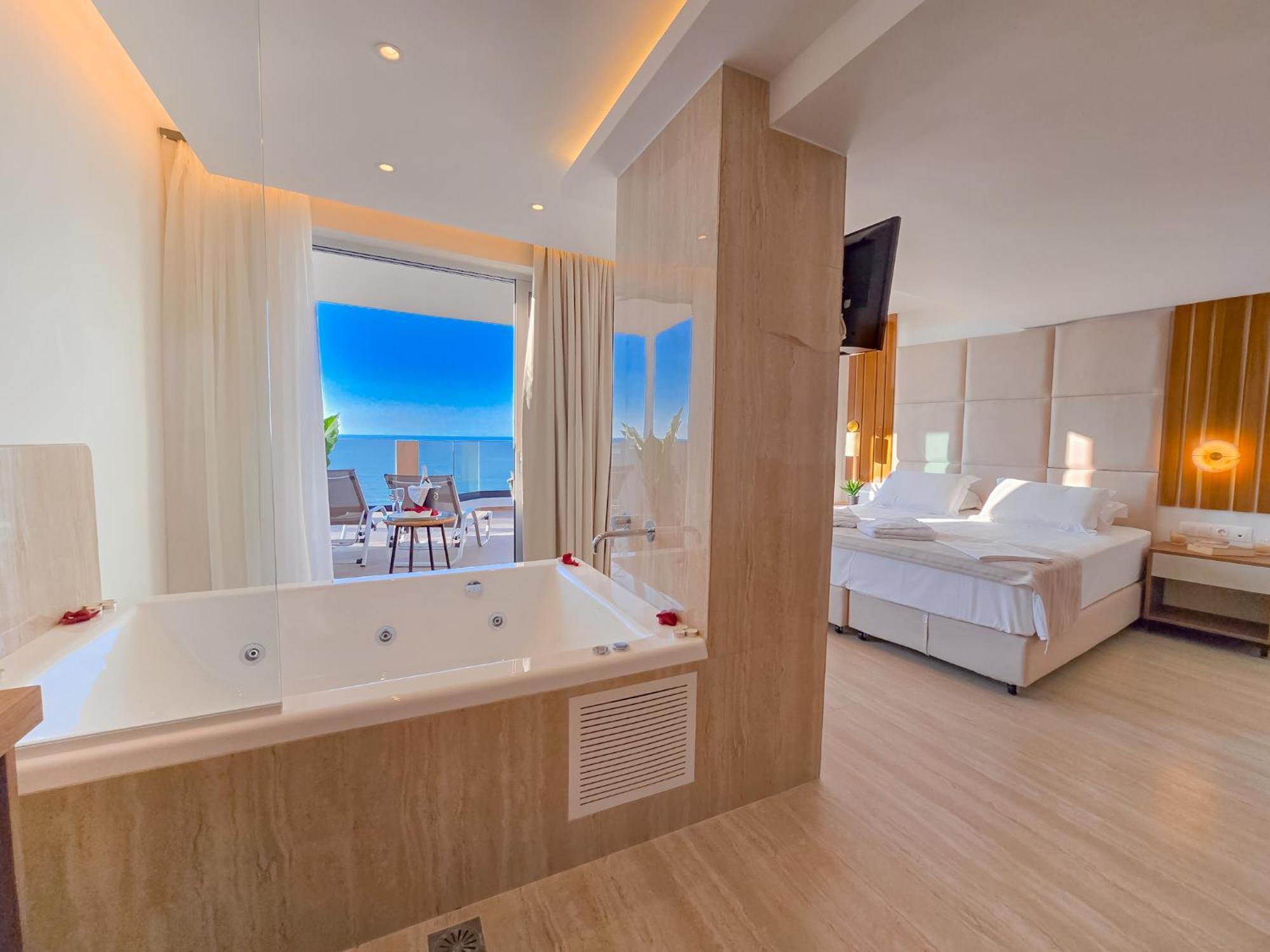 Deluxe Double Room Balcony Sea View