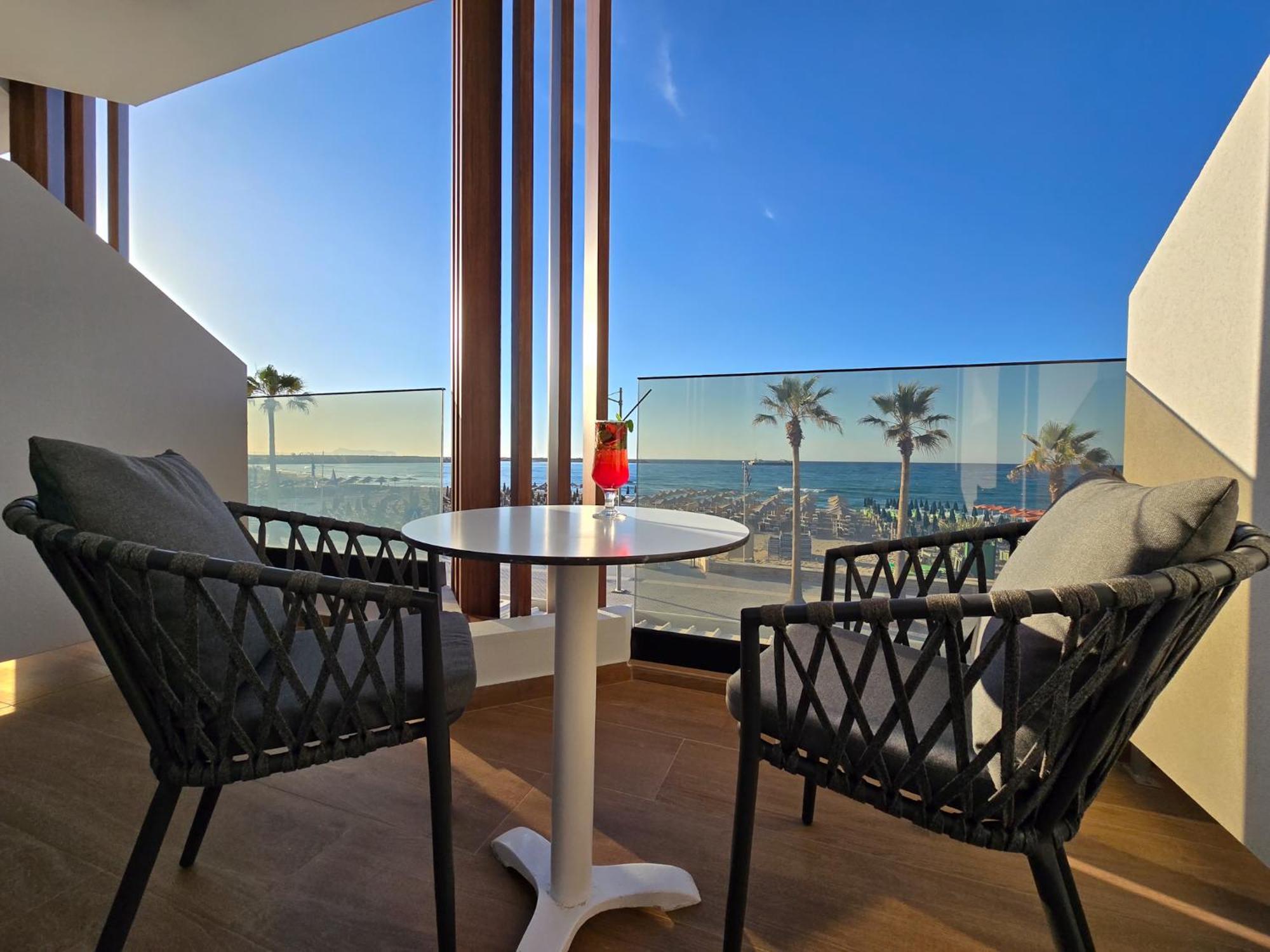 Family Room Sea View
