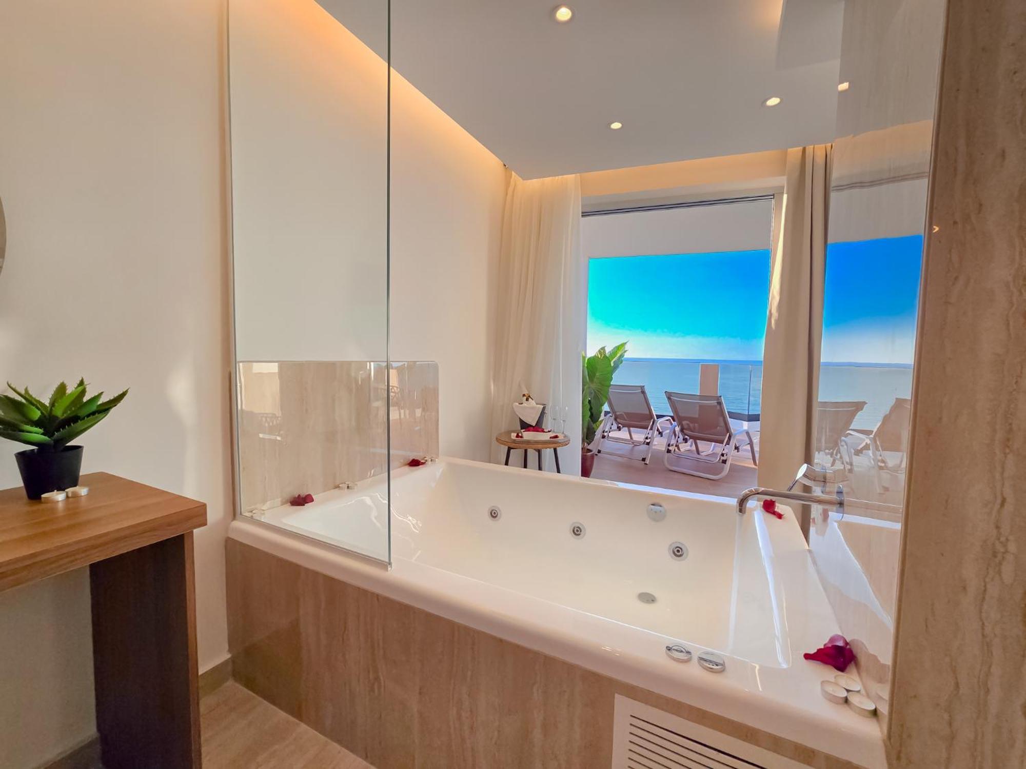 Deluxe Double Room Balcony Sea View