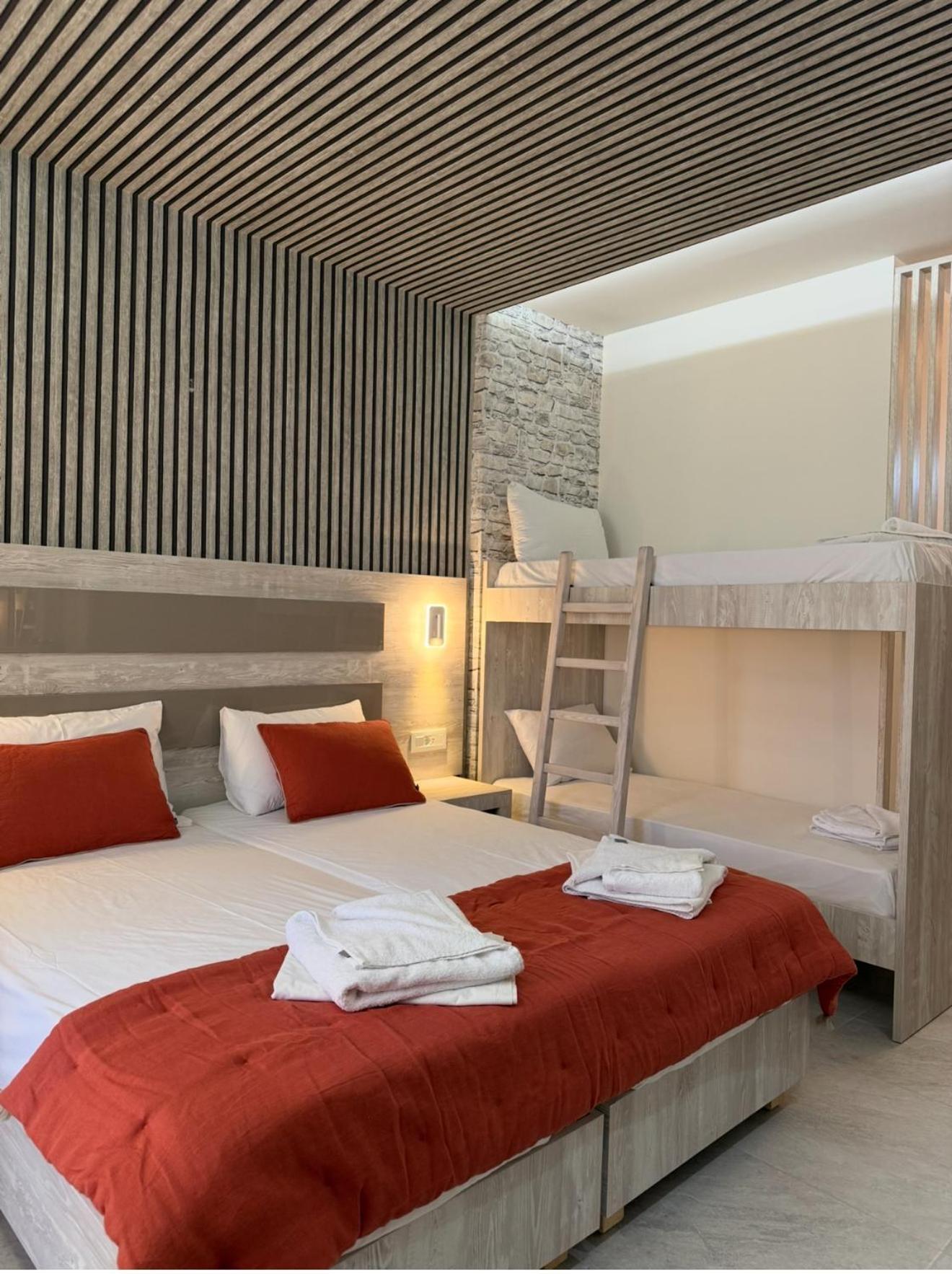 Standard Suite